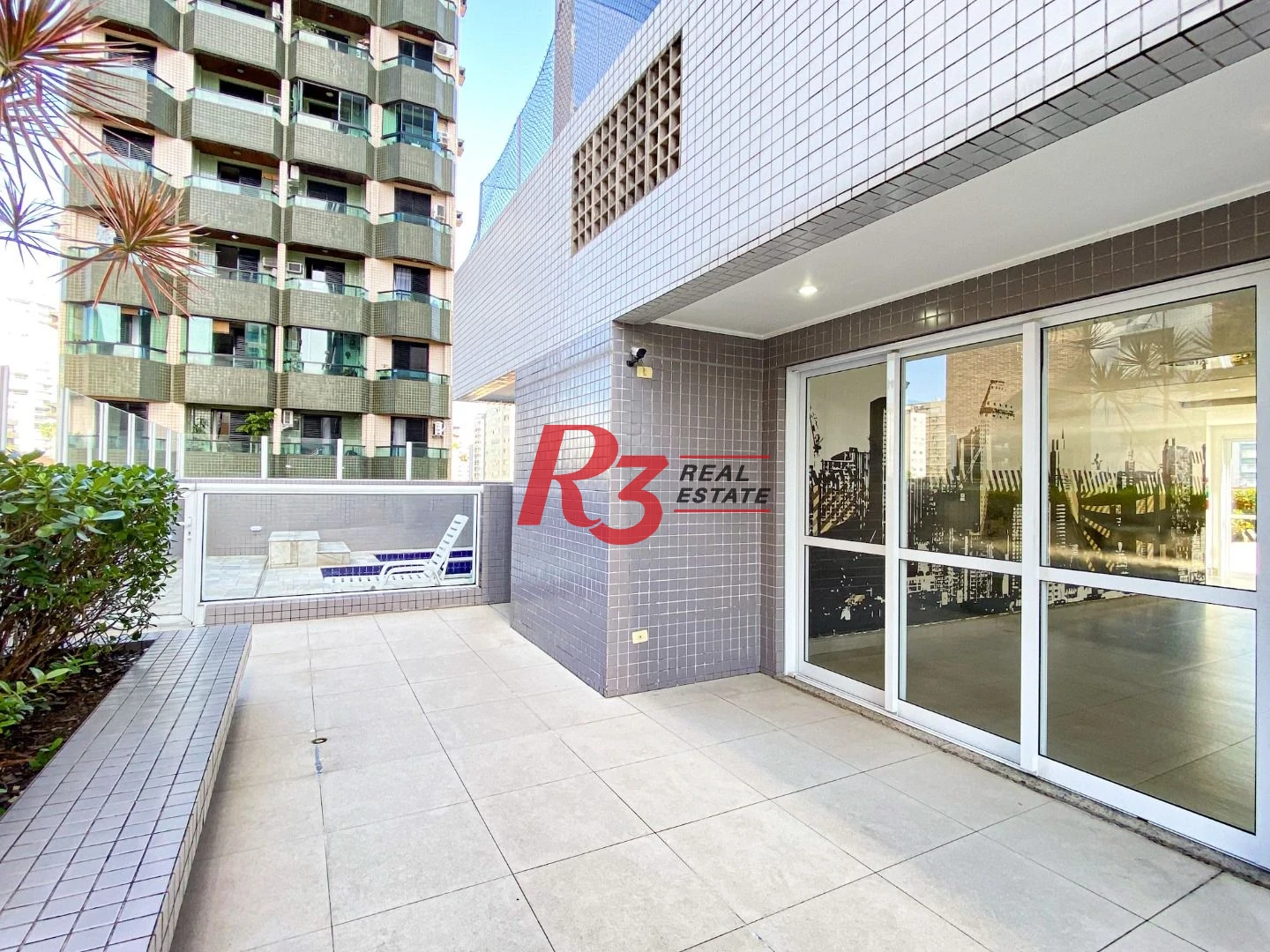 Apartamento com 2 dormitórios à venda, 82 m² por R$ 1.020.000,00 - Gonzaga - Santos/SP