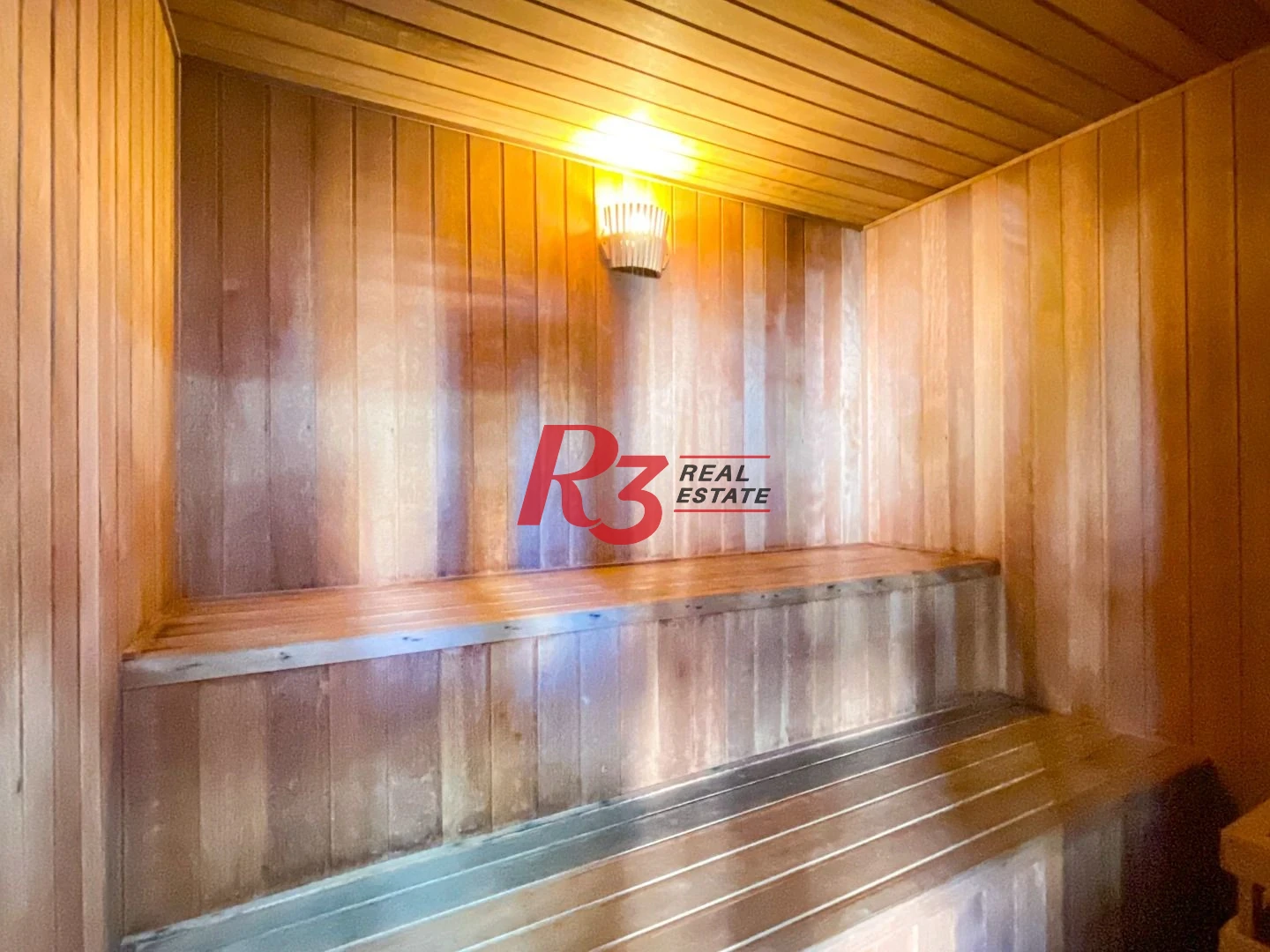 Apartamento com 2 dormitórios à venda, 82 m² por R$ 1.020.000,00 - Gonzaga - Santos/SP