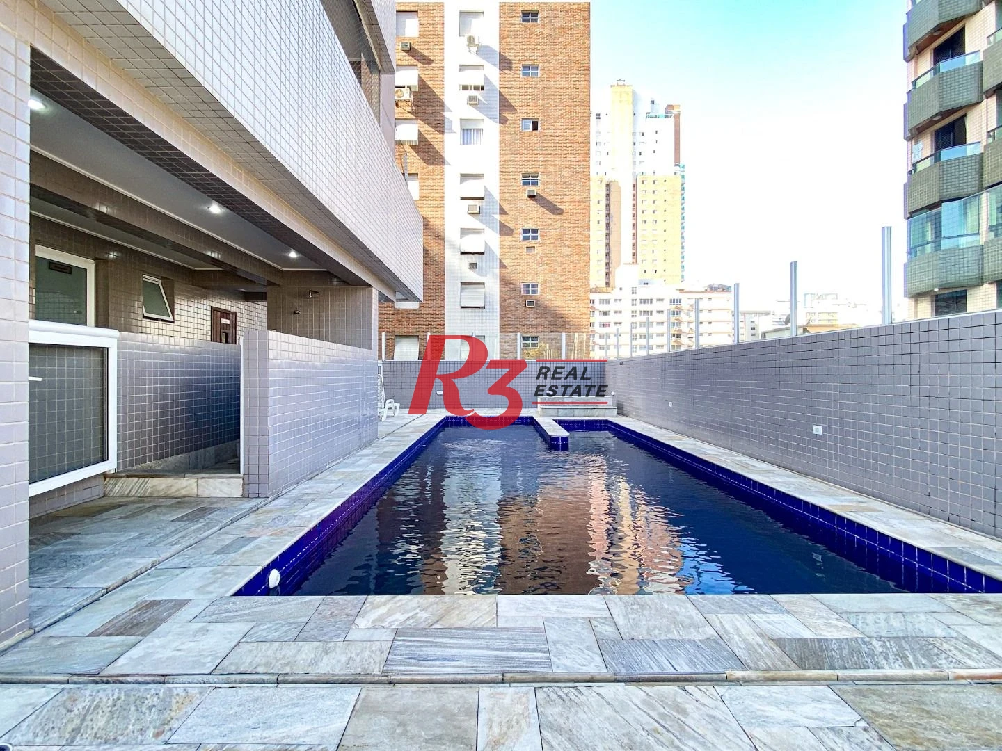 Apartamento com 2 dormitórios à venda, 82 m² por R$ 1.020.000,00 - Gonzaga - Santos/SP