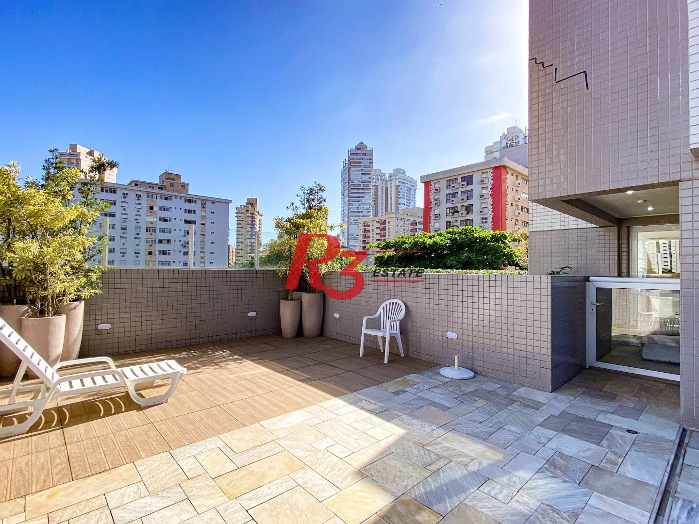 Apartamento com 2 dormitórios à venda, 82 m² por R$ 1.020.000,00 - Gonzaga - Santos/SP