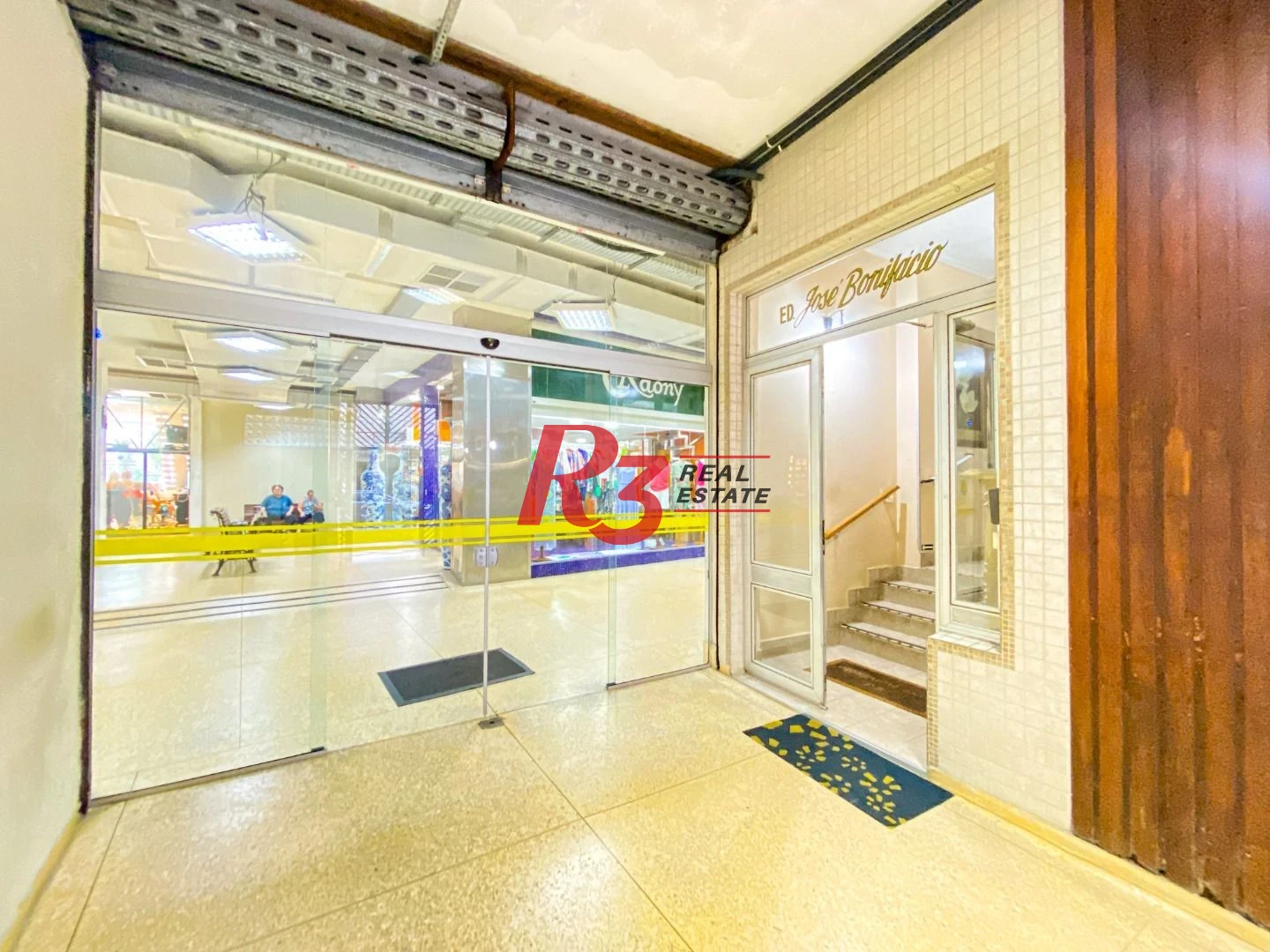 Sala à venda, 57 m² por R$ 270.000,00 - Centro - Santos/SP
