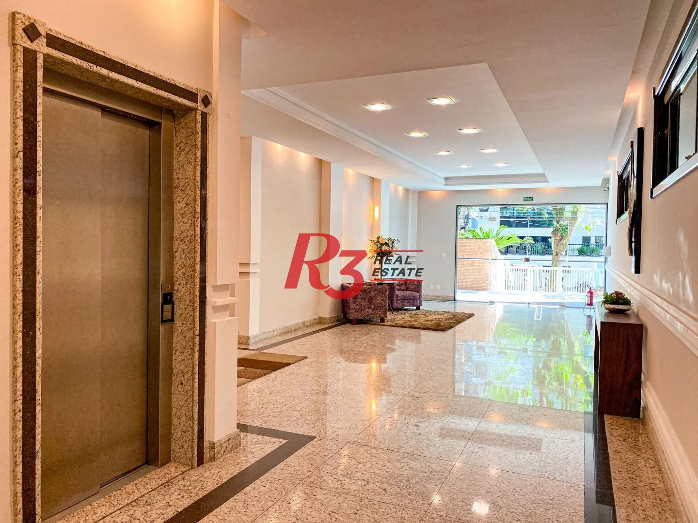 Apartamento com 3 dormitórios à venda, 138 m² por R$ 2.000.000,00 - Embaré - Santos/SP