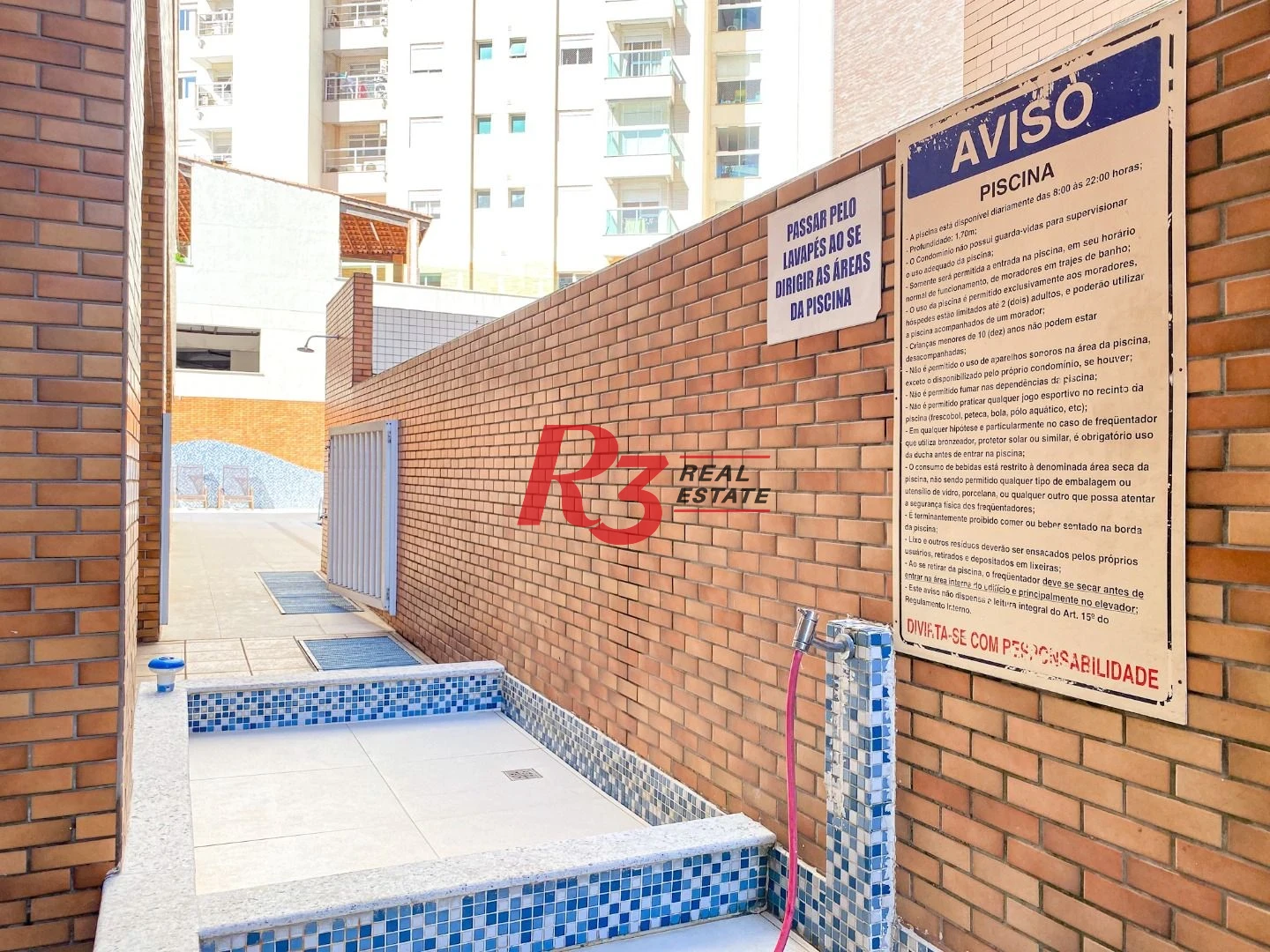 Apartamento com 3 dormitórios à venda, 138 m² por R$ 2.000.000,00 - Embaré - Santos/SP