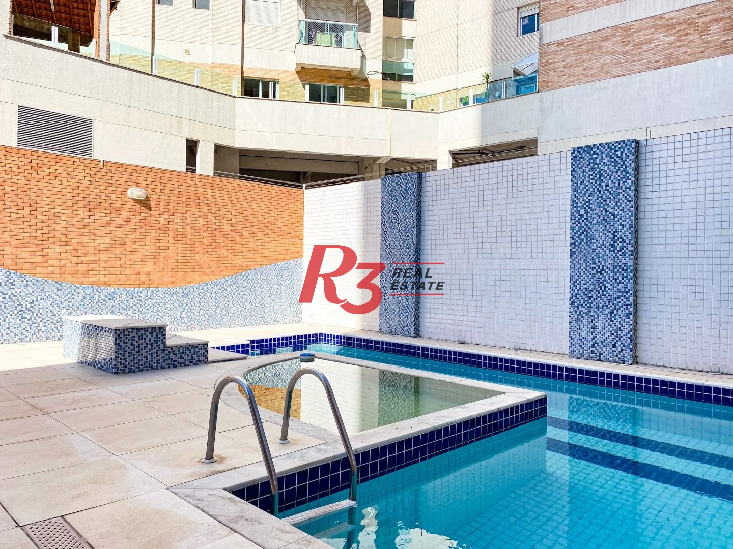 Apartamento com 3 dormitórios à venda, 138 m² por R$ 2.000.000,00 - Embaré - Santos/SP