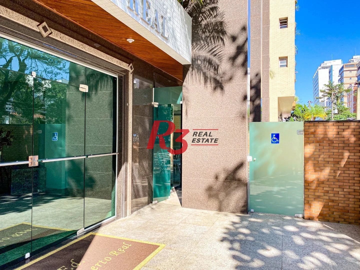 Apartamento com 3 dormitórios à venda, 138 m² por R$ 2.000.000,00 - Embaré - Santos/SP