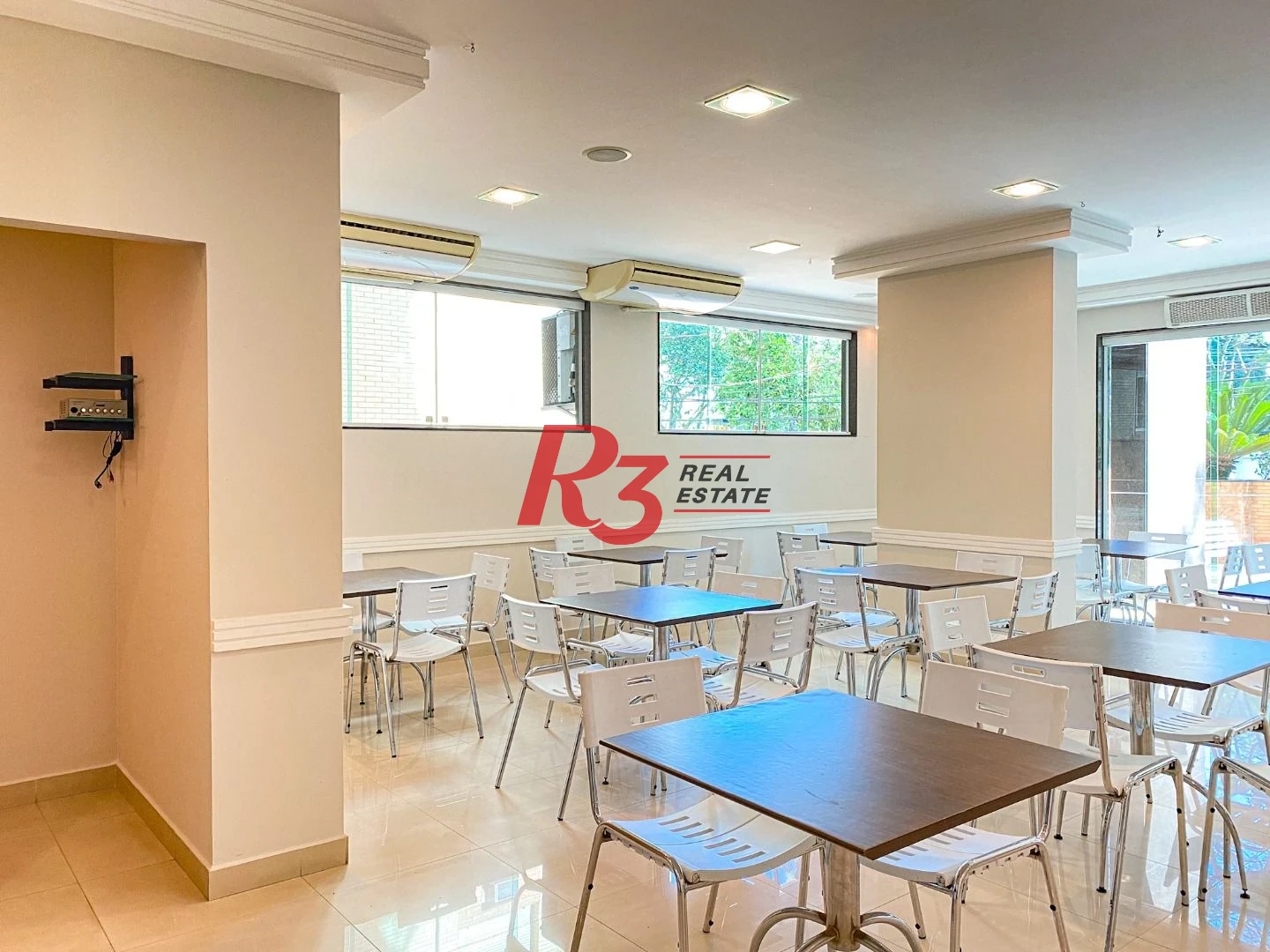 Apartamento com 3 dormitórios à venda, 138 m² por R$ 2.000.000,00 - Embaré - Santos/SP