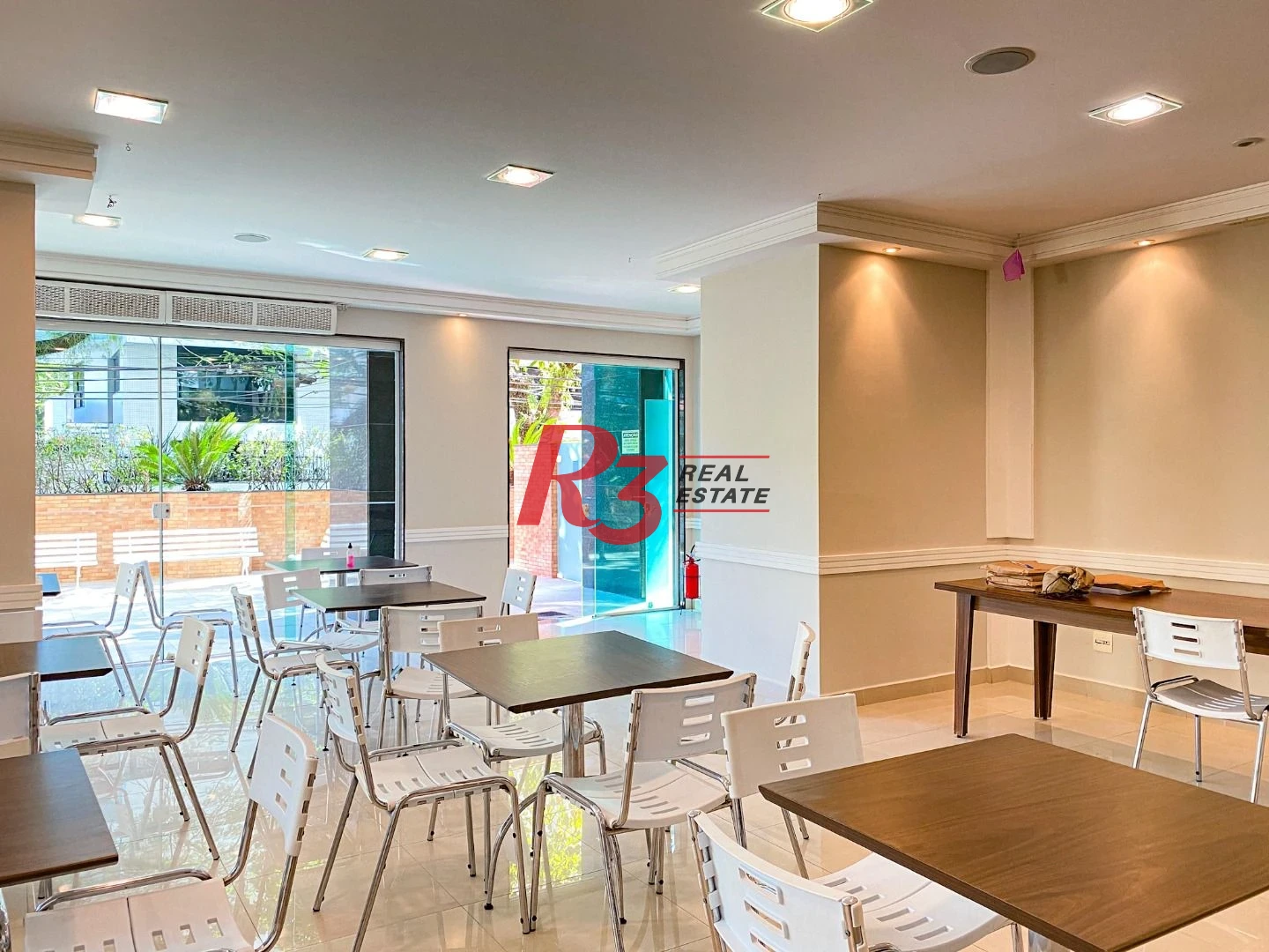 Apartamento com 3 dormitórios à venda, 138 m² por R$ 2.000.000,00 - Embaré - Santos/SP