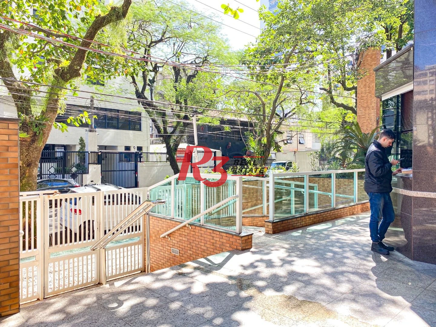 Apartamento com 3 dormitórios à venda, 138 m² por R$ 2.000.000,00 - Embaré - Santos/SP