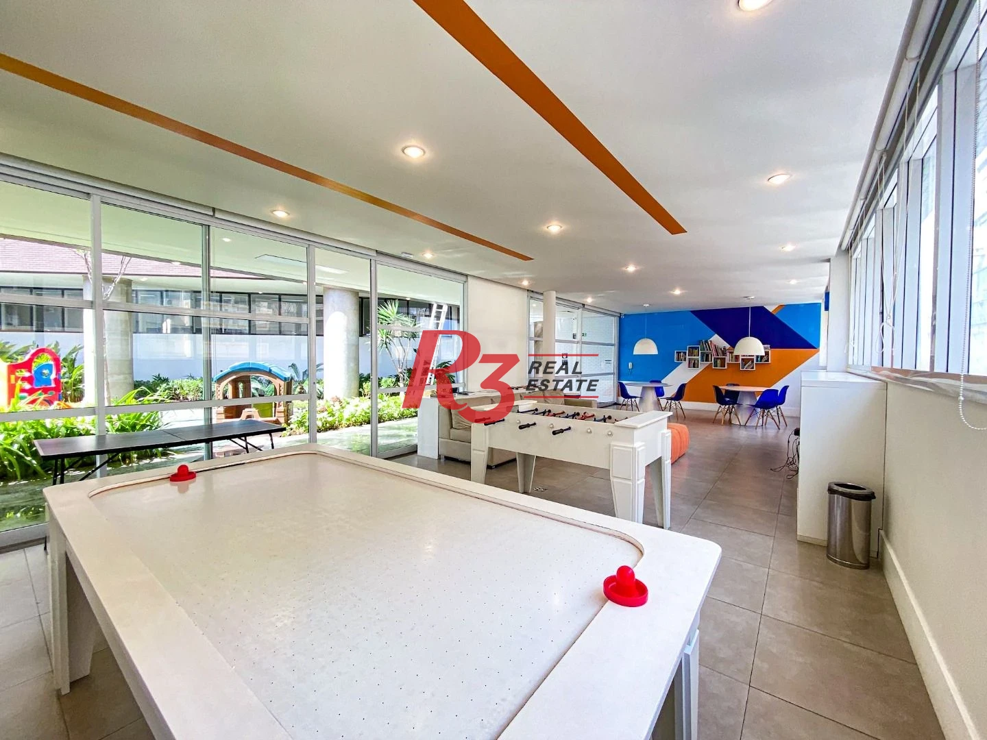 Apartamento com 1 dormitório para alugar, 60 m² por R$ 5.500,00/mês - Pompéia - Santos/SP