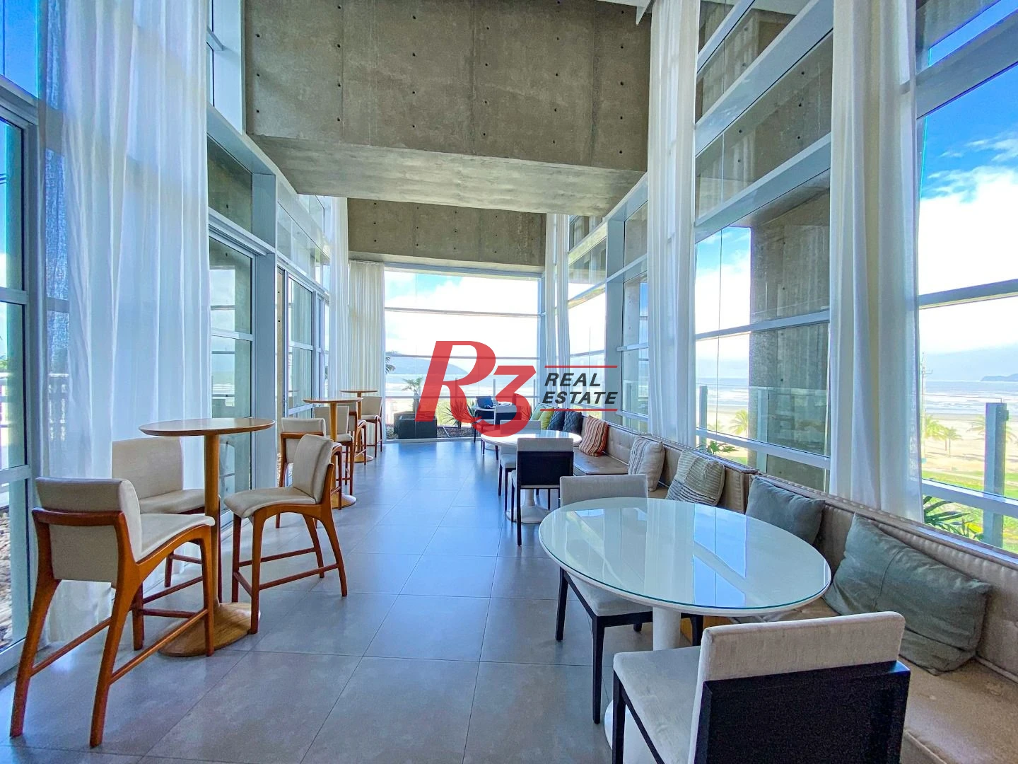 Apartamento com 1 dormitório para alugar, 60 m² por R$ 5.500,00/mês - Pompéia - Santos/SP