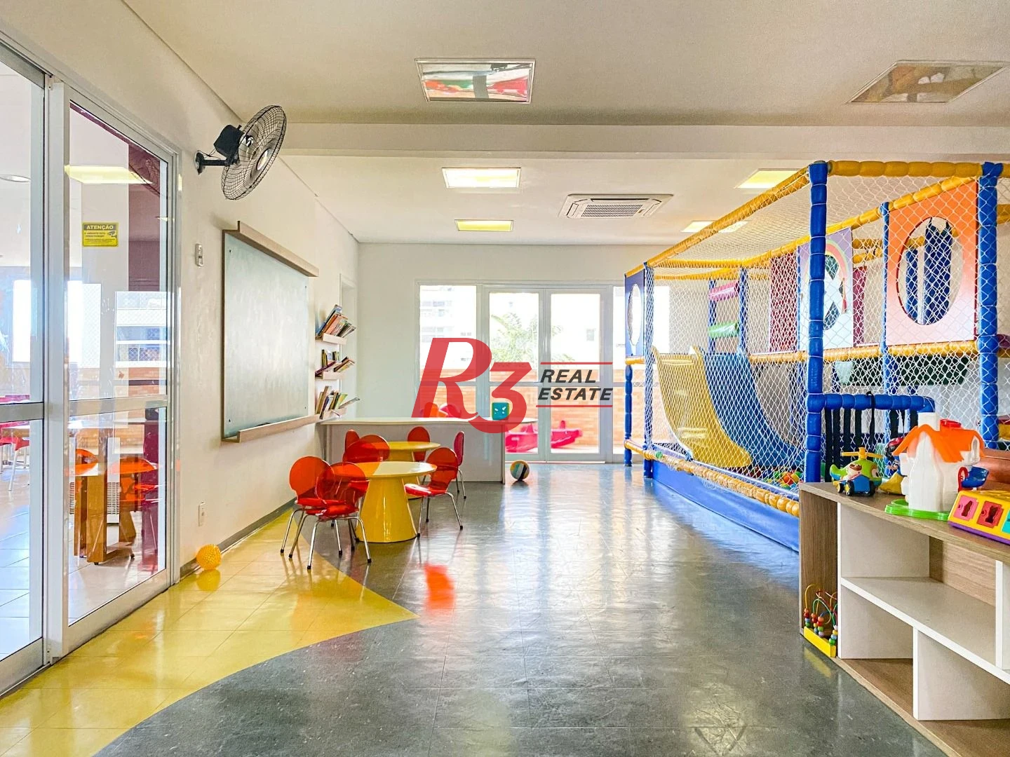 Cobertura com 3 dormitórios à venda, 189 m² por R$ 2.300.000,00 - Ponta da Praia - Santos/SP