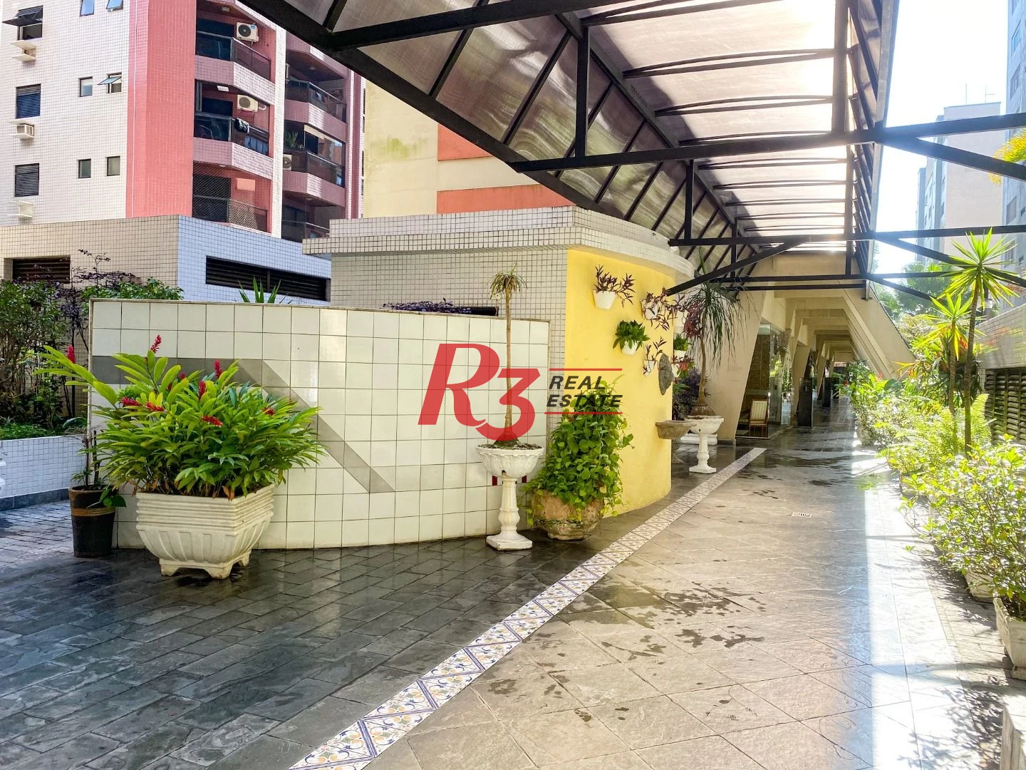 Apartamento com 2 dormitórios à venda, 110 m² por R$ 1.049.000,00 - Aparecida - Santos/SP