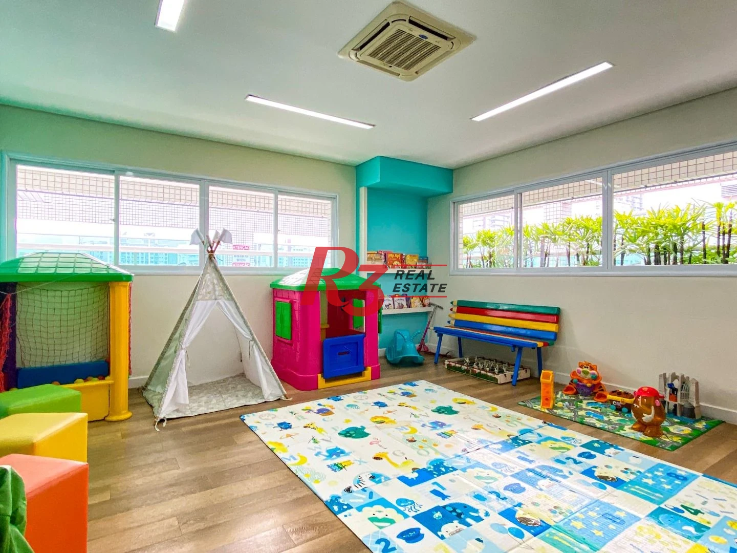 Venda apartamento com 3 dormitórios à venda, 207 m² por R$ 2.390.000 - Pompéia - Santos/SP