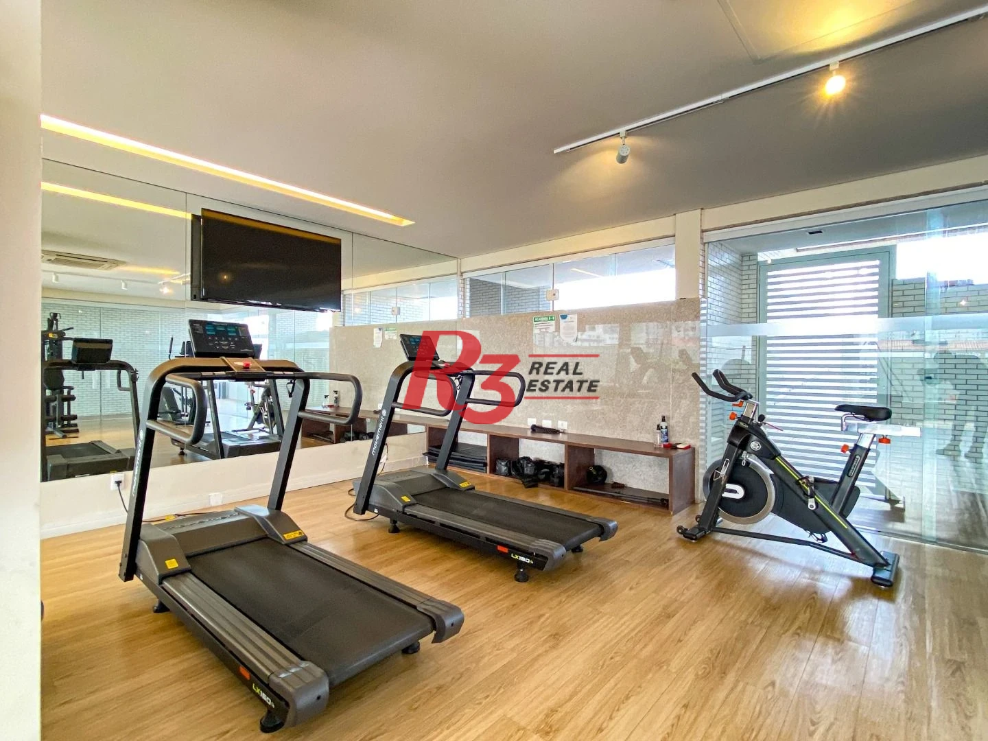 Apartamento com 2 dormitórios à venda, 85 m² por R$ 950.000,00 - Marapé - Santos/SP