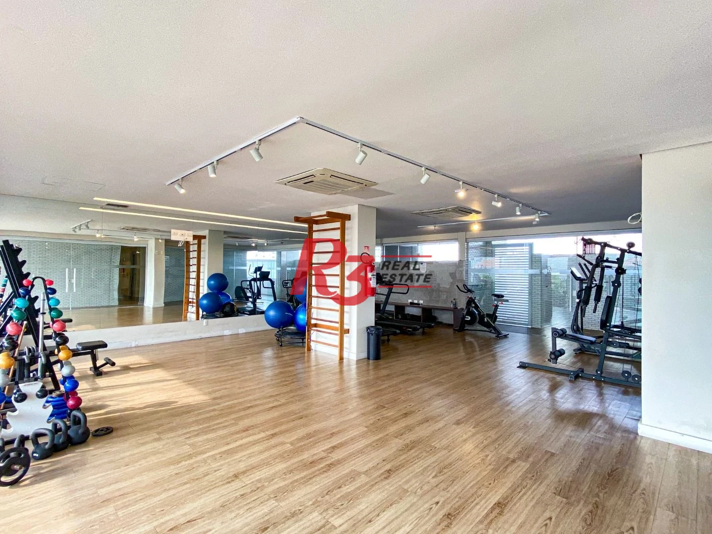 Apartamento com 2 dormitórios à venda, 85 m² por R$ 950.000,00 - Marapé - Santos/SP