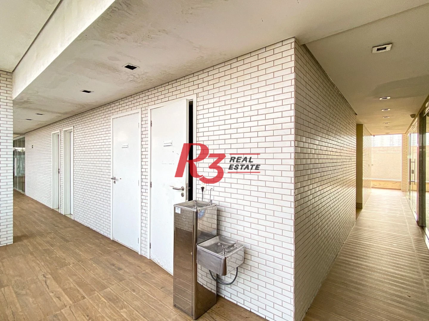 Apartamento com 2 dormitórios à venda, 85 m² por R$ 950.000,00 - Marapé - Santos/SP