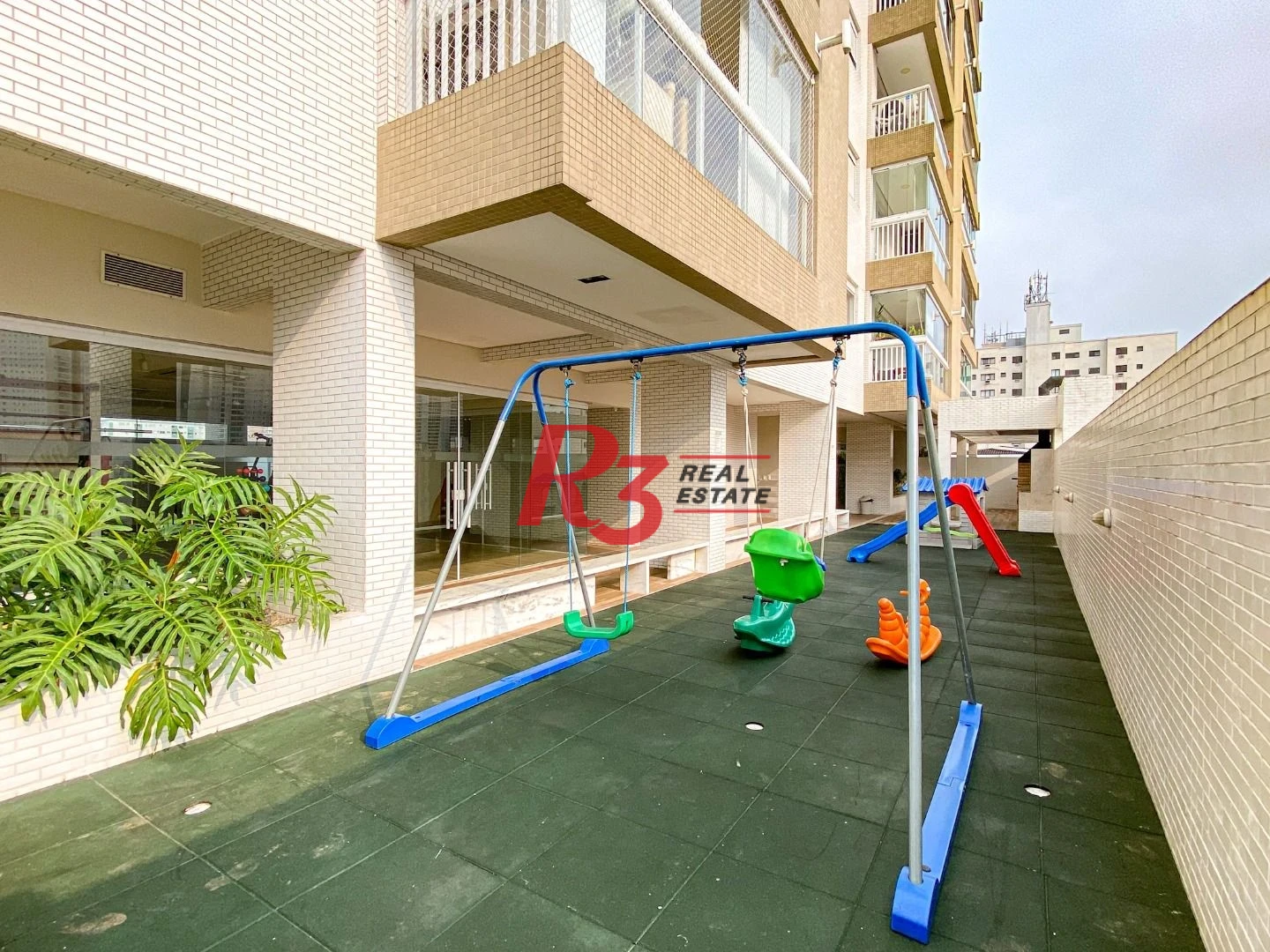 Apartamento com 2 dormitórios à venda, 85 m² por R$ 950.000,00 - Marapé - Santos/SP