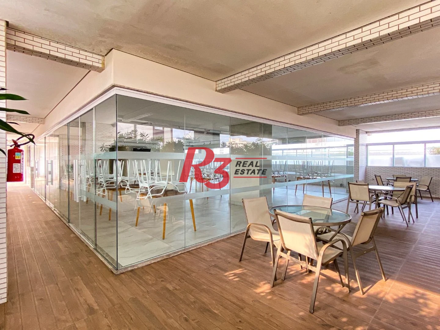 Apartamento com 2 dormitórios à venda, 85 m² por R$ 950.000,00 - Marapé - Santos/SP