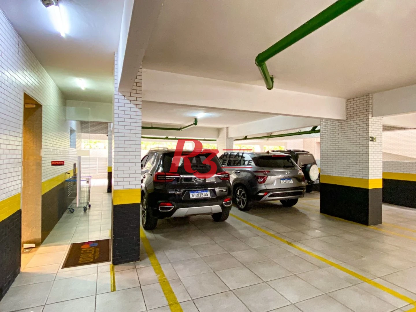 Apartamento com 2 dormitórios à venda, 85 m² por R$ 950.000,00 - Marapé - Santos/SP
