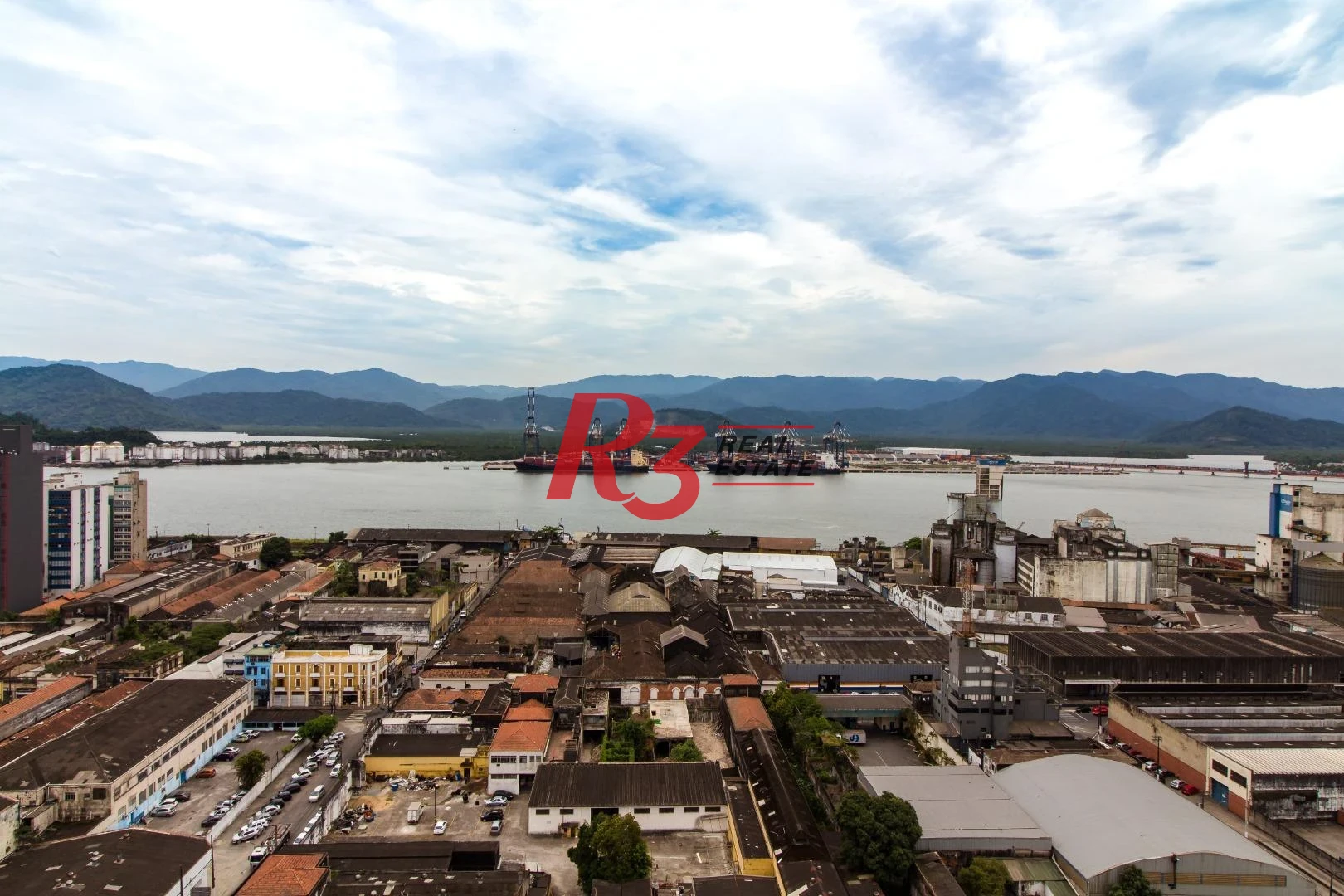 Sala, 395 m² - venda por R$ 2.130.000,00 ou aluguel por R$ 20.000,00/mês - Centro - Santos/SP