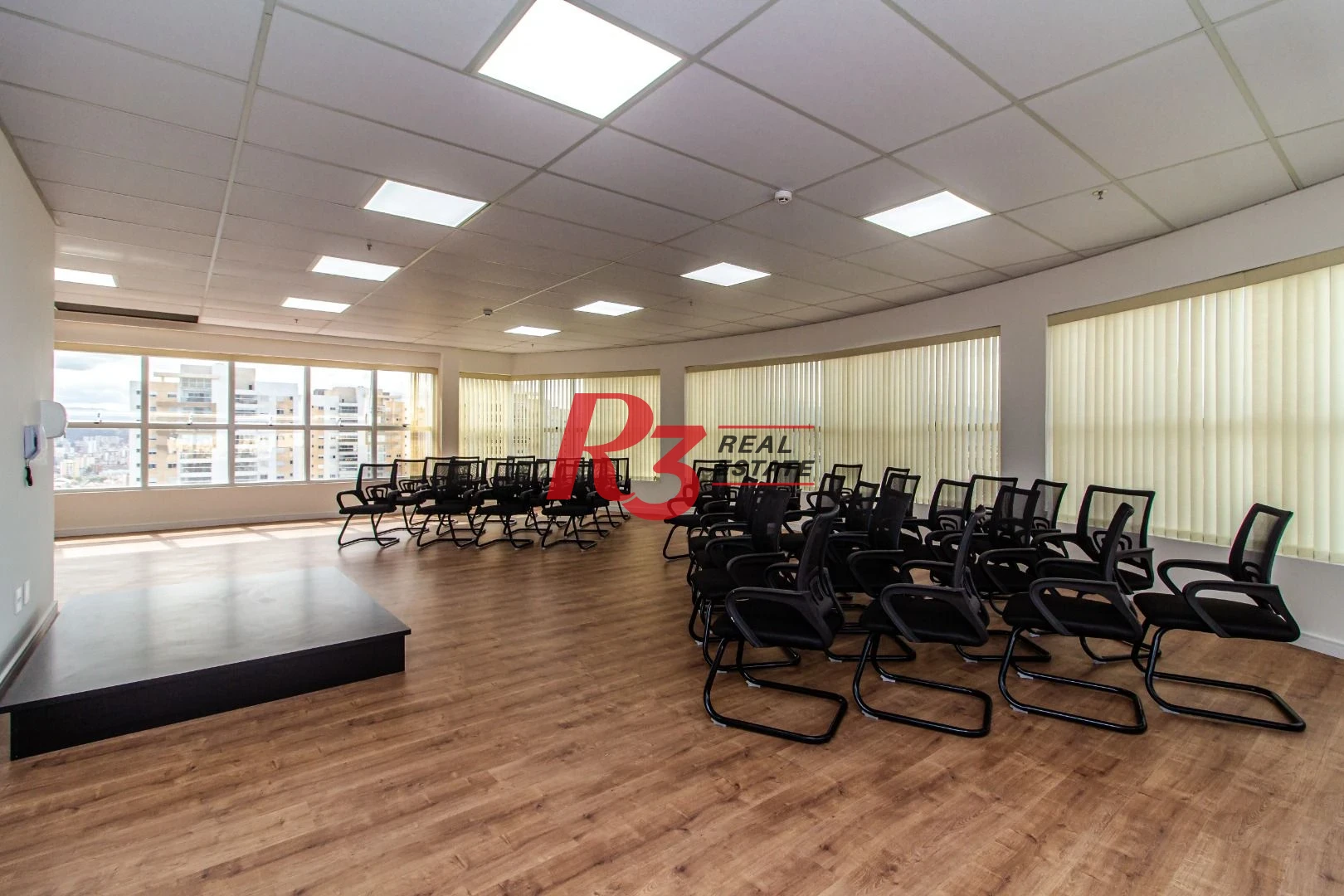 Sala para alugar, 37 m² por R$ 3.900,00/mês - Ponta da Praia - Santos/SP