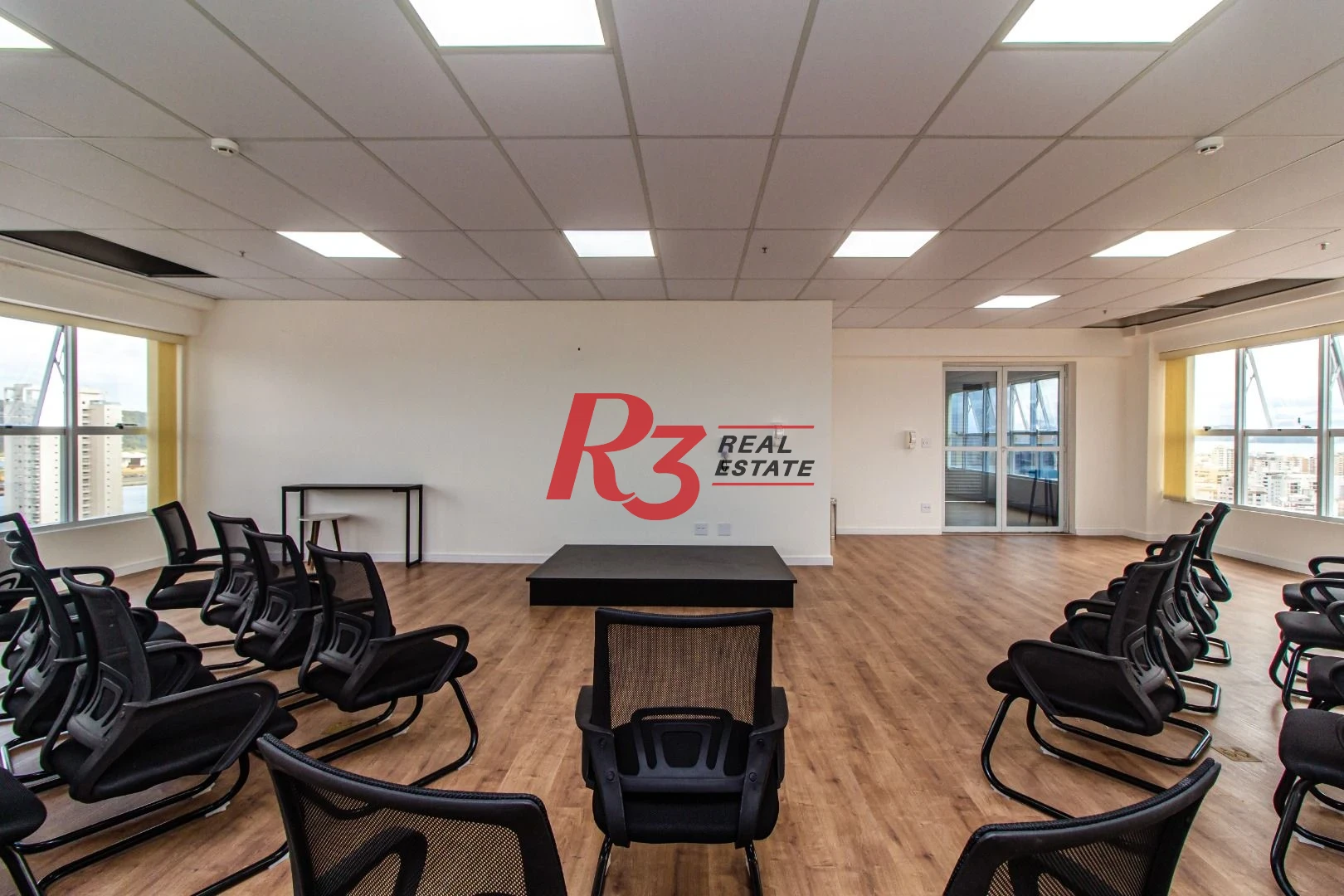 Sala para alugar, 37 m² por R$ 3.900,00/mês - Ponta da Praia - Santos/SP
