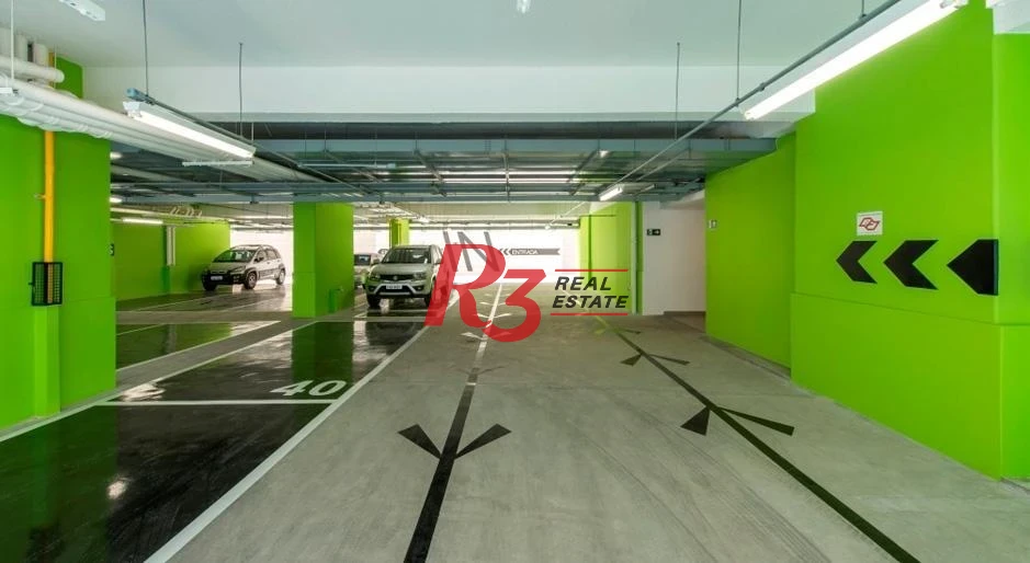Apartamento Duplex com 2 dormitórios, 2 suítes,  Gonzaga - Santos/SP