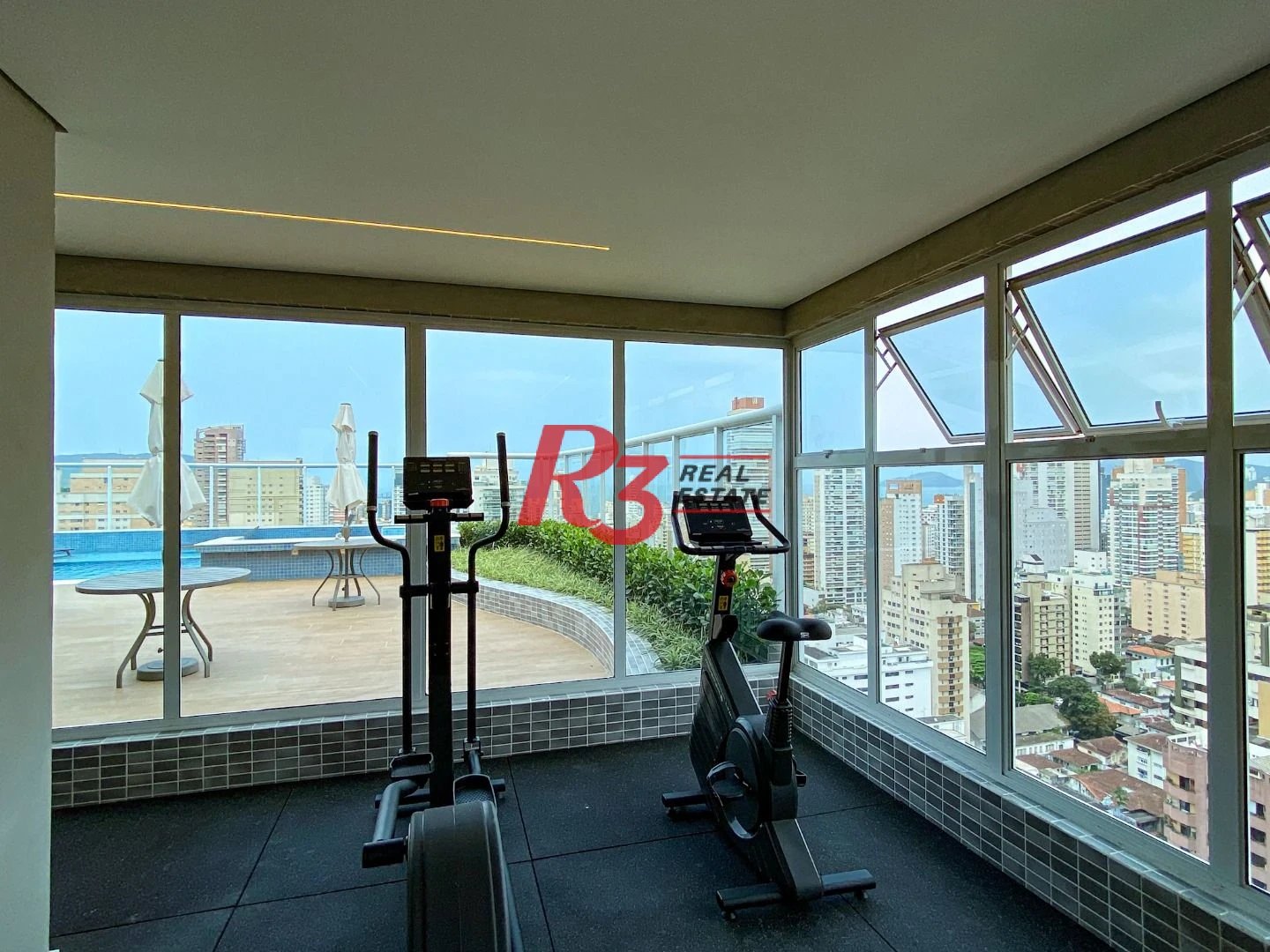 Apartamento com 2 dormitórios para alugar, 65 m² por R$ 6.300/mês - Vila Rica - Santos/SP