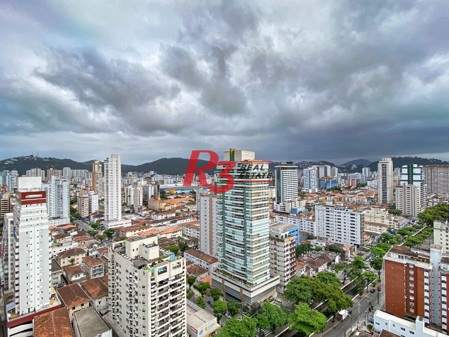 Apartamento com 2 dormitórios para alugar, 65 m² por R$ 6.300/mês - Vila Rica - Santos/SP