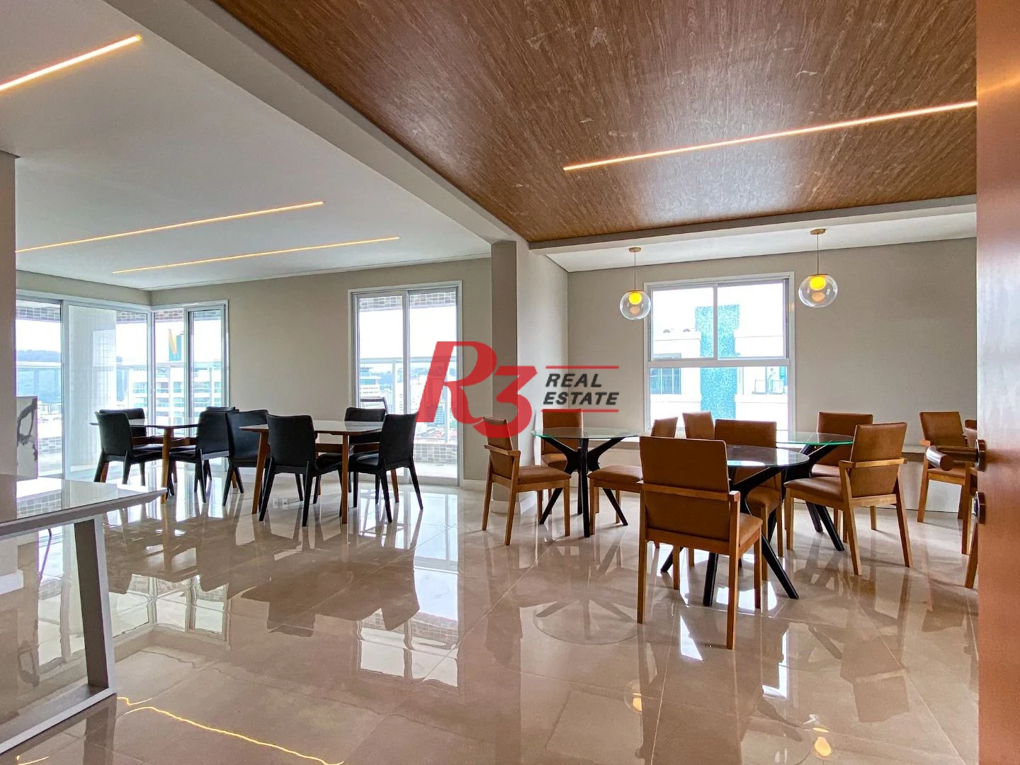 Apartamento com 2 dormitórios para alugar, 65 m² por R$ 6.300/mês - Vila Rica - Santos/SP