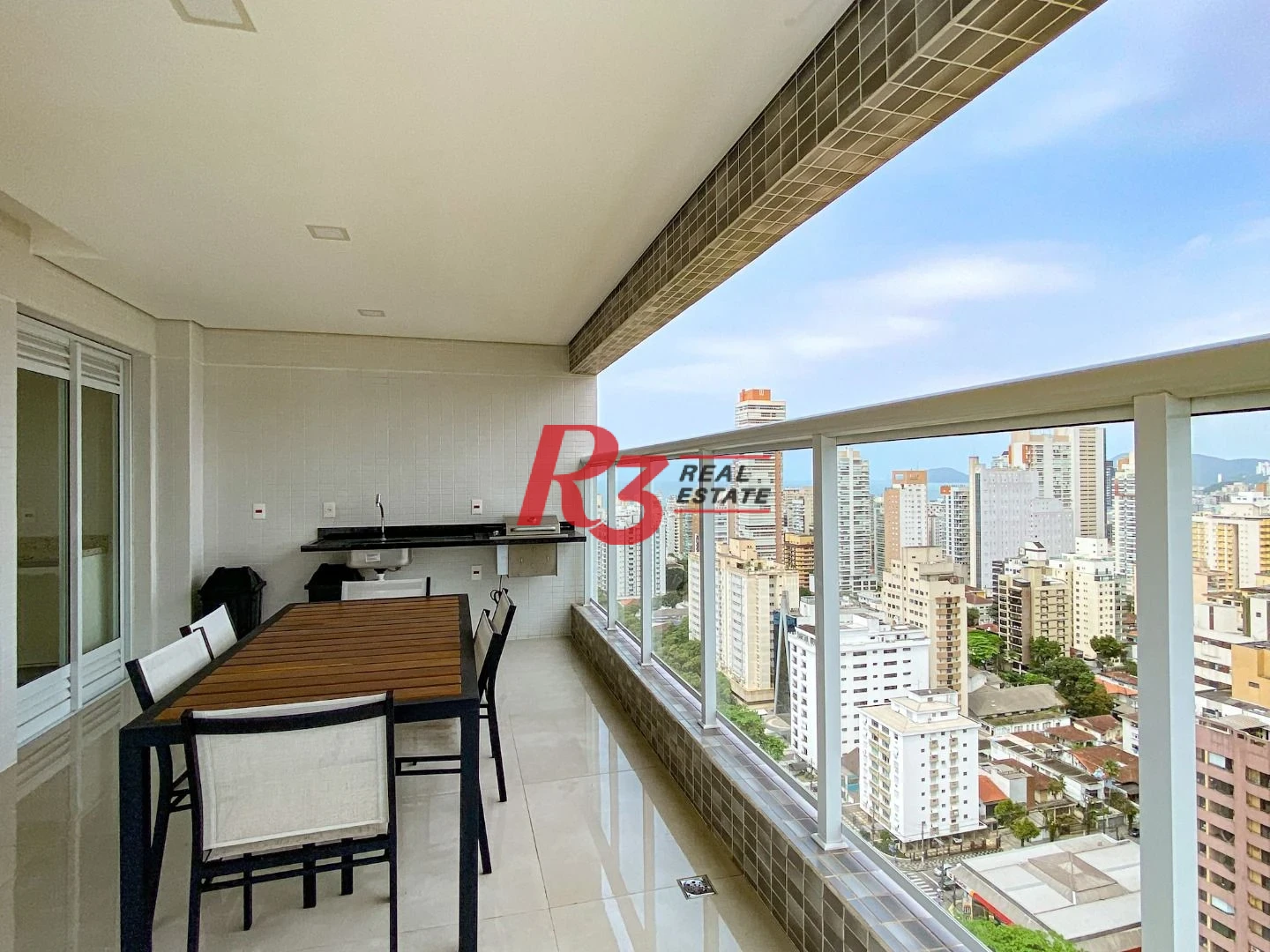 Apartamento com 2 dormitórios para alugar, 65 m² por R$ 6.300/mês - Vila Rica - Santos/SP