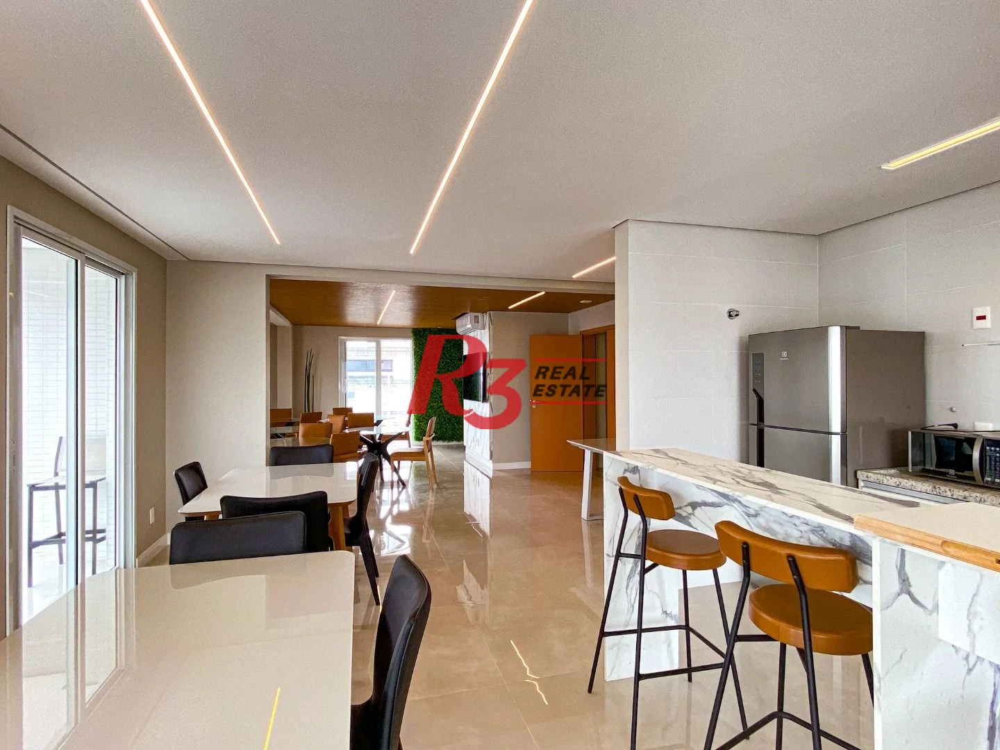 Apartamento com 2 dormitórios para alugar, 65 m² por R$ 6.300/mês - Vila Rica - Santos/SP