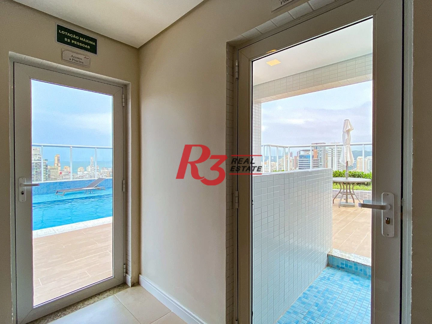 Apartamento com 2 dormitórios para alugar, 65 m² por R$ 6.300/mês - Vila Rica - Santos/SP