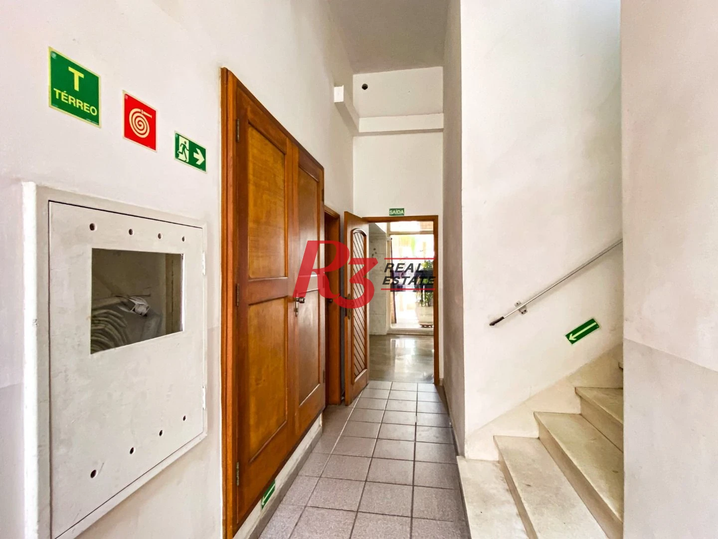 Kitnet, 36 m² - venda por R$ 330.000,00 ou aluguel por R$ 3.000,00/mês - Gonzaga - Santos/SP