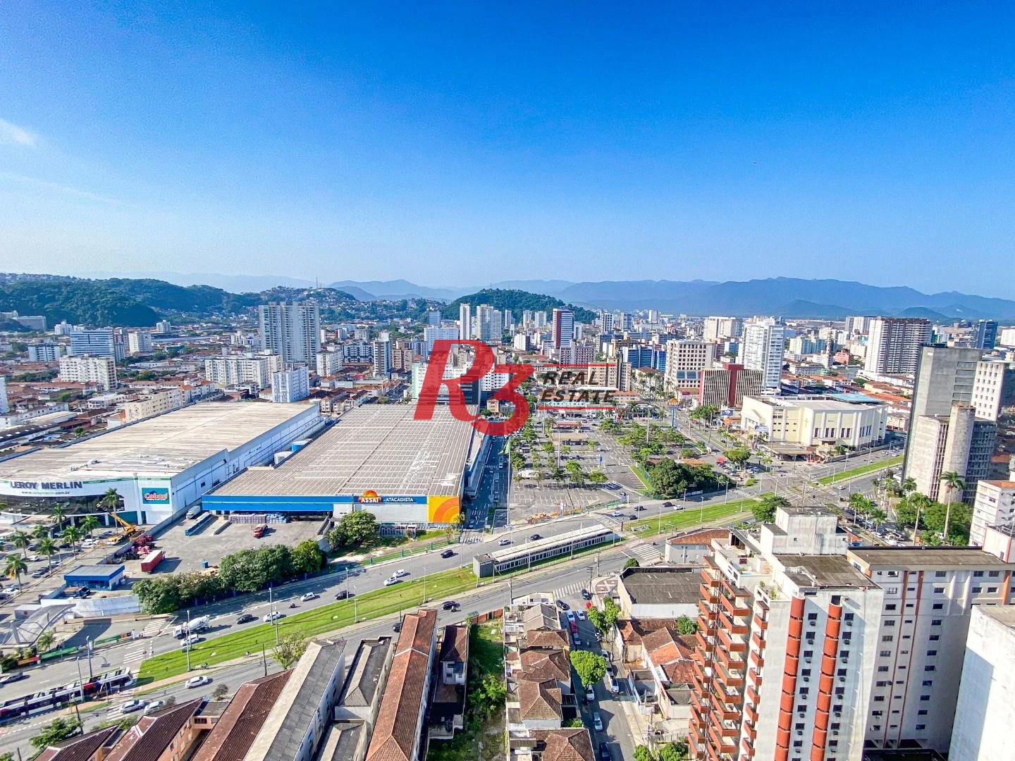 Apartamento com 3 dormitórios à venda, 109 m² por R$ 1.380.000,00 - Gonzaga - Santos/SP