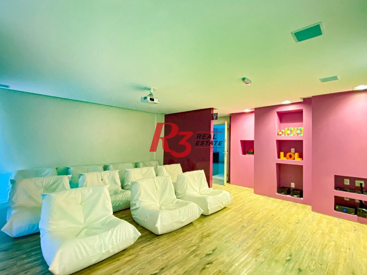 Apartamento com 3 dormitórios à venda, 109 m² por R$ 1.380.000,00 - Gonzaga - Santos/SP