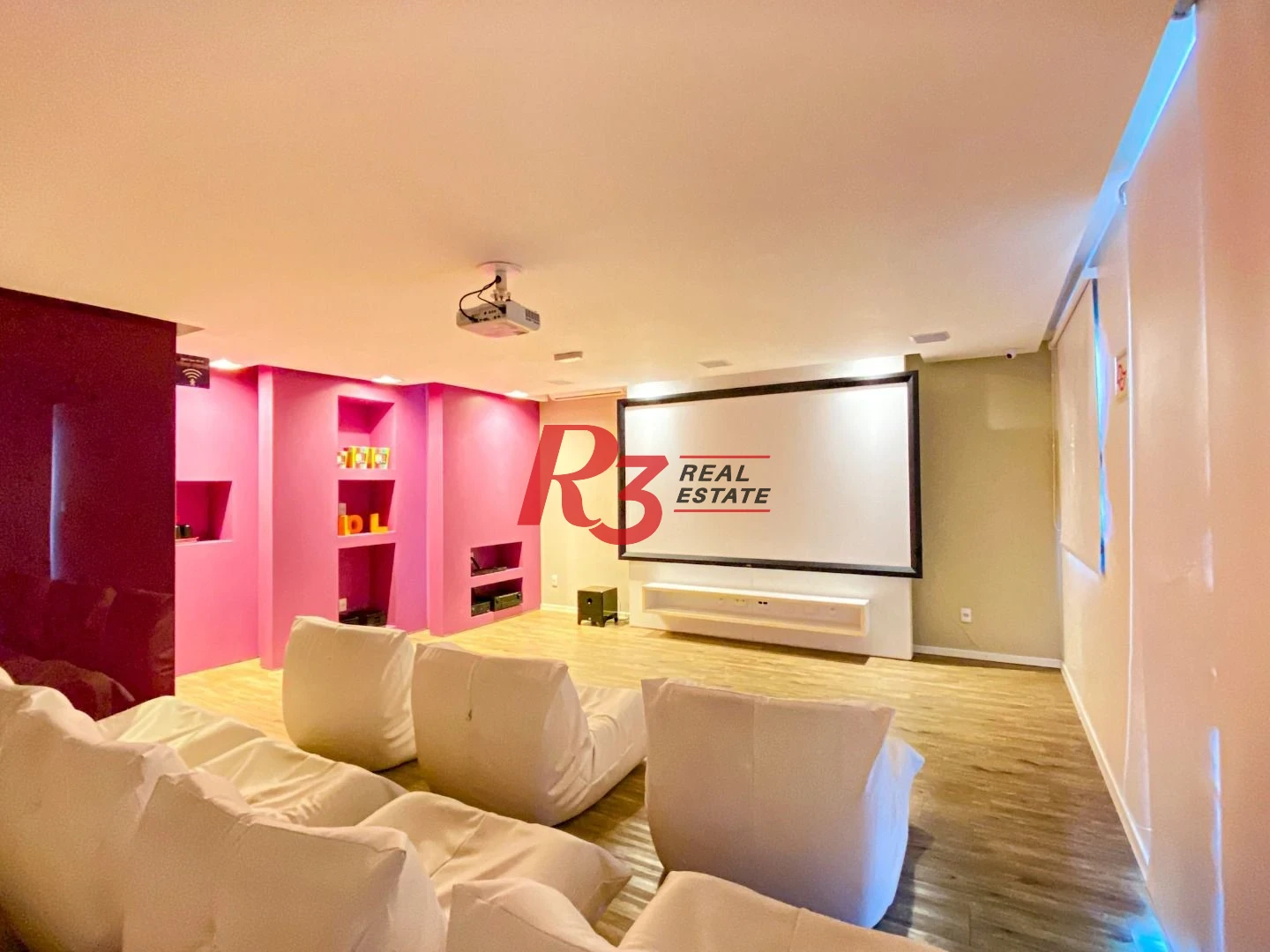 Apartamento com 3 dormitórios à venda, 109 m² por R$ 1.380.000,00 - Gonzaga - Santos/SP