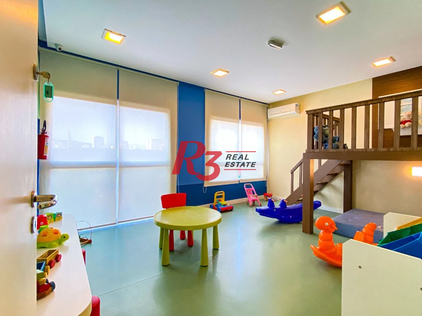 Apartamento com 3 dormitórios à venda, 109 m² por R$ 1.380.000,00 - Gonzaga - Santos/SP