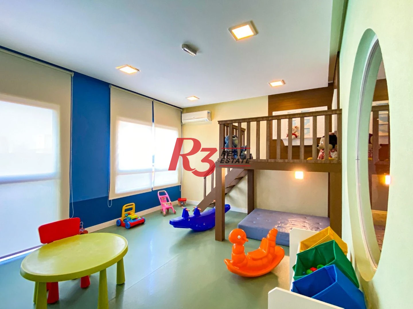 Apartamento com 3 dormitórios à venda, 109 m² por R$ 1.380.000,00 - Gonzaga - Santos/SP