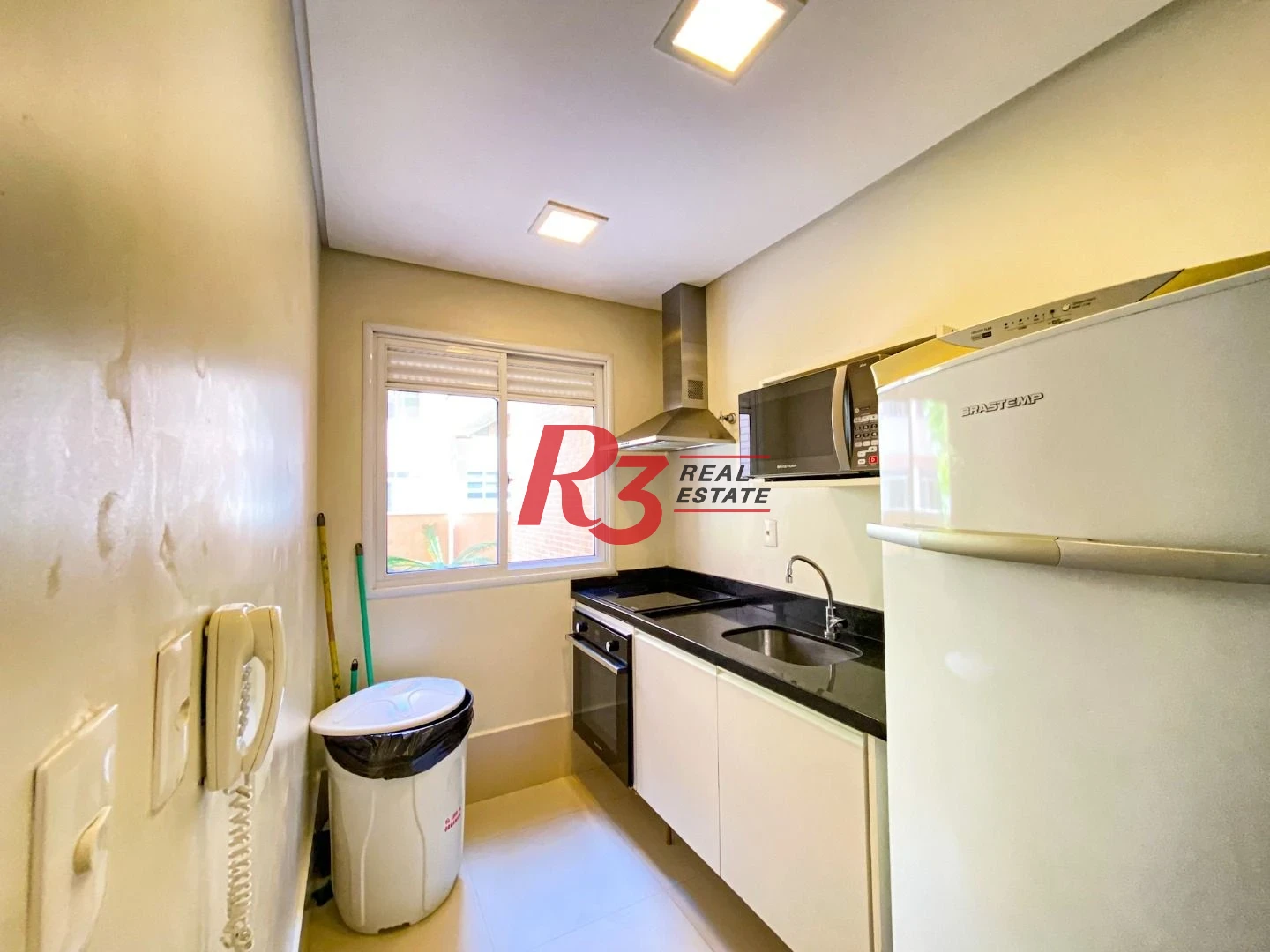 Apartamento com 3 dormitórios à venda, 109 m² por R$ 1.380.000,00 - Gonzaga - Santos/SP