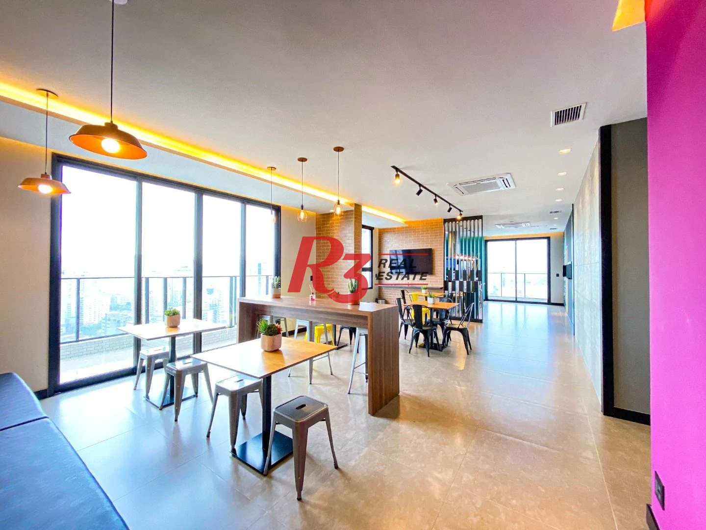Apartamento com 1 dormitório para alugar, 54 m² por R$ 6.000,02/mês - Boqueirão - Santos/SP