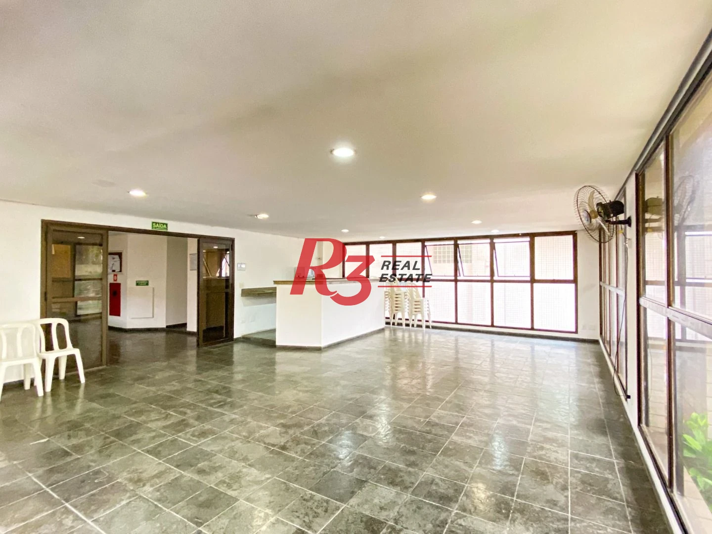 Apartamento para alugar, 55 m² por R$ 3.000,00/mês - Boqueirão - Santos/SP