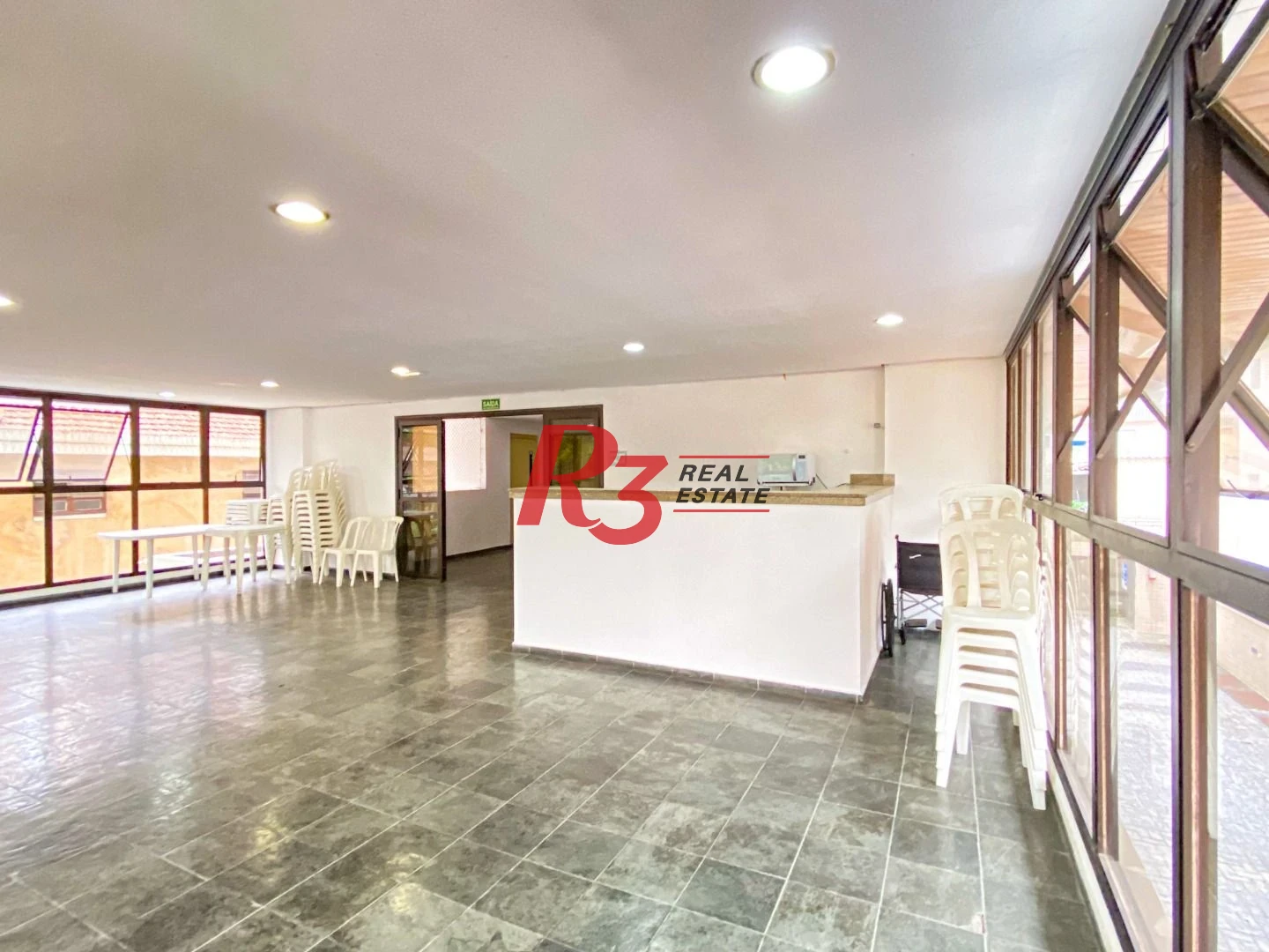 Apartamento para alugar, 55 m² por R$ 3.000,00/mês - Boqueirão - Santos/SP