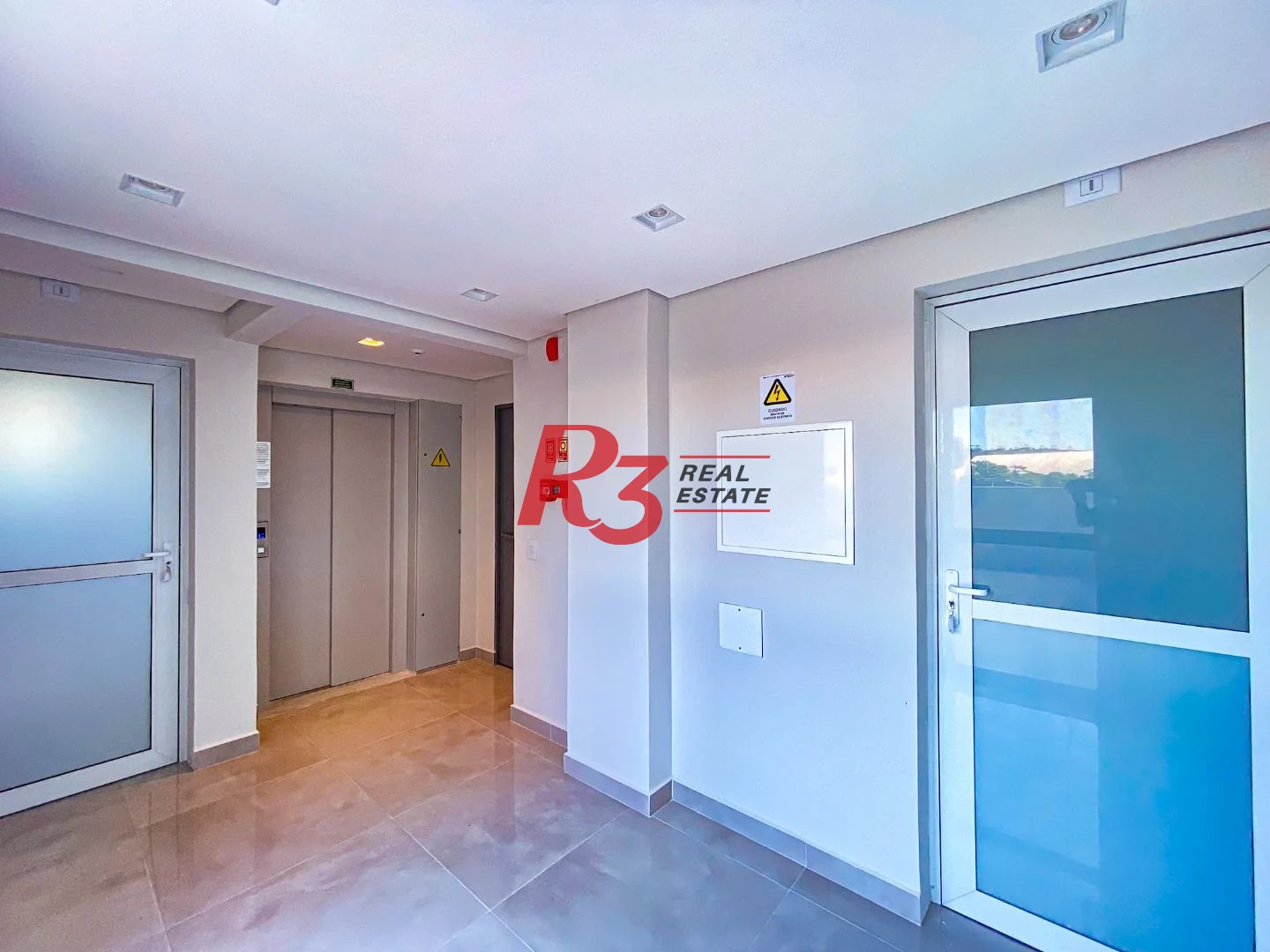 Apartamento com 3 dormitórios à venda, 91 m² por R$ 700.400,00 - Aparecida - Santos/SP