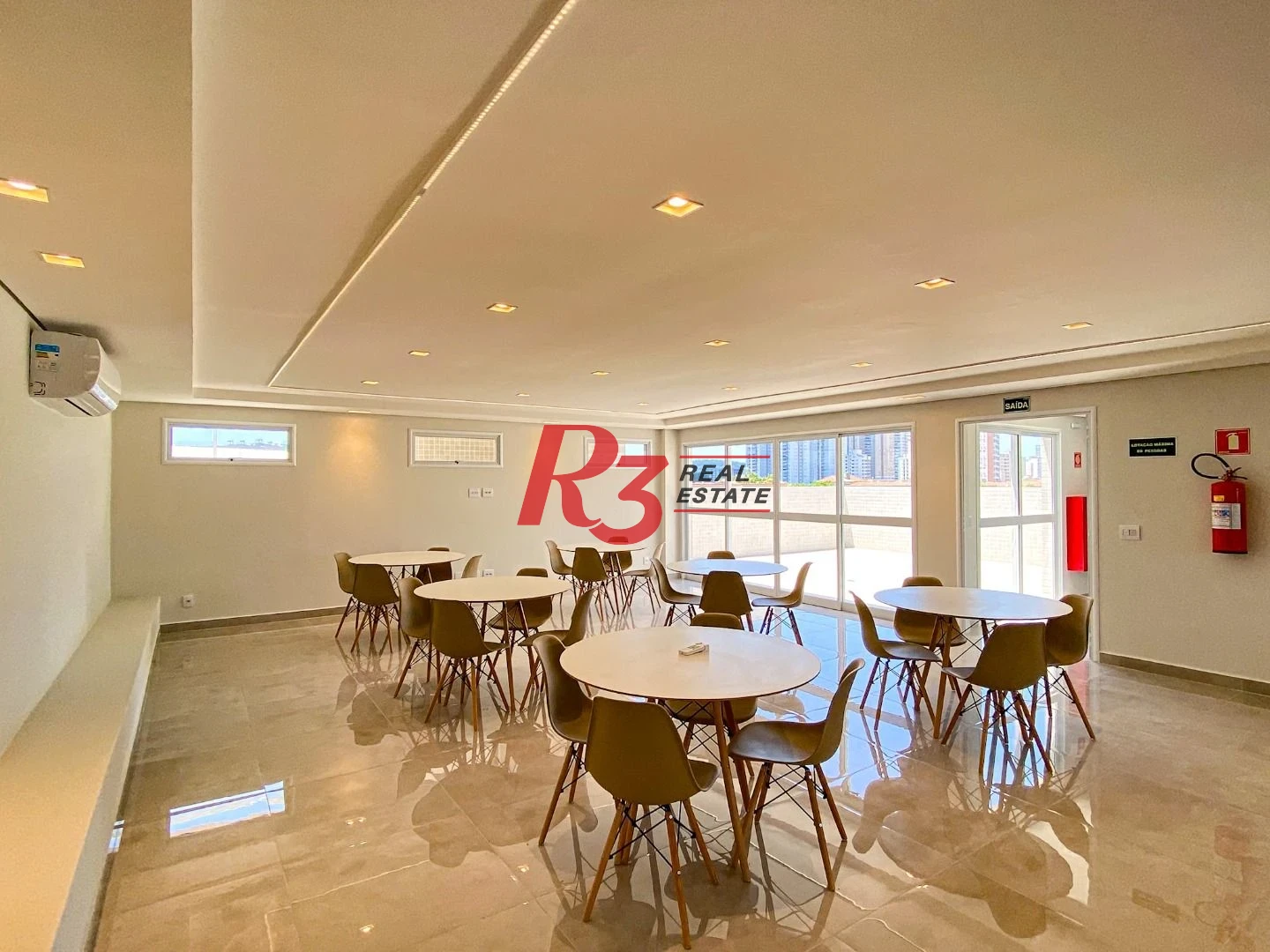 Apartamento com 3 dormitórios à venda, 91 m² por R$ 700.400,00 - Aparecida - Santos/SP