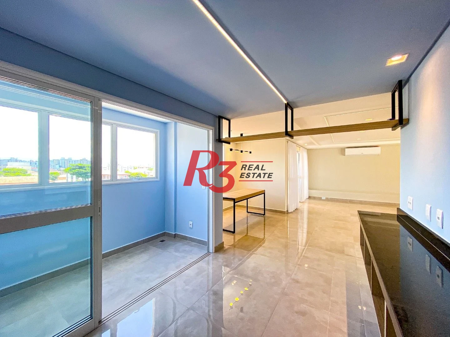 Apartamento com 3 dormitórios à venda, 91 m² por R$ 700.400,00 - Aparecida - Santos/SP