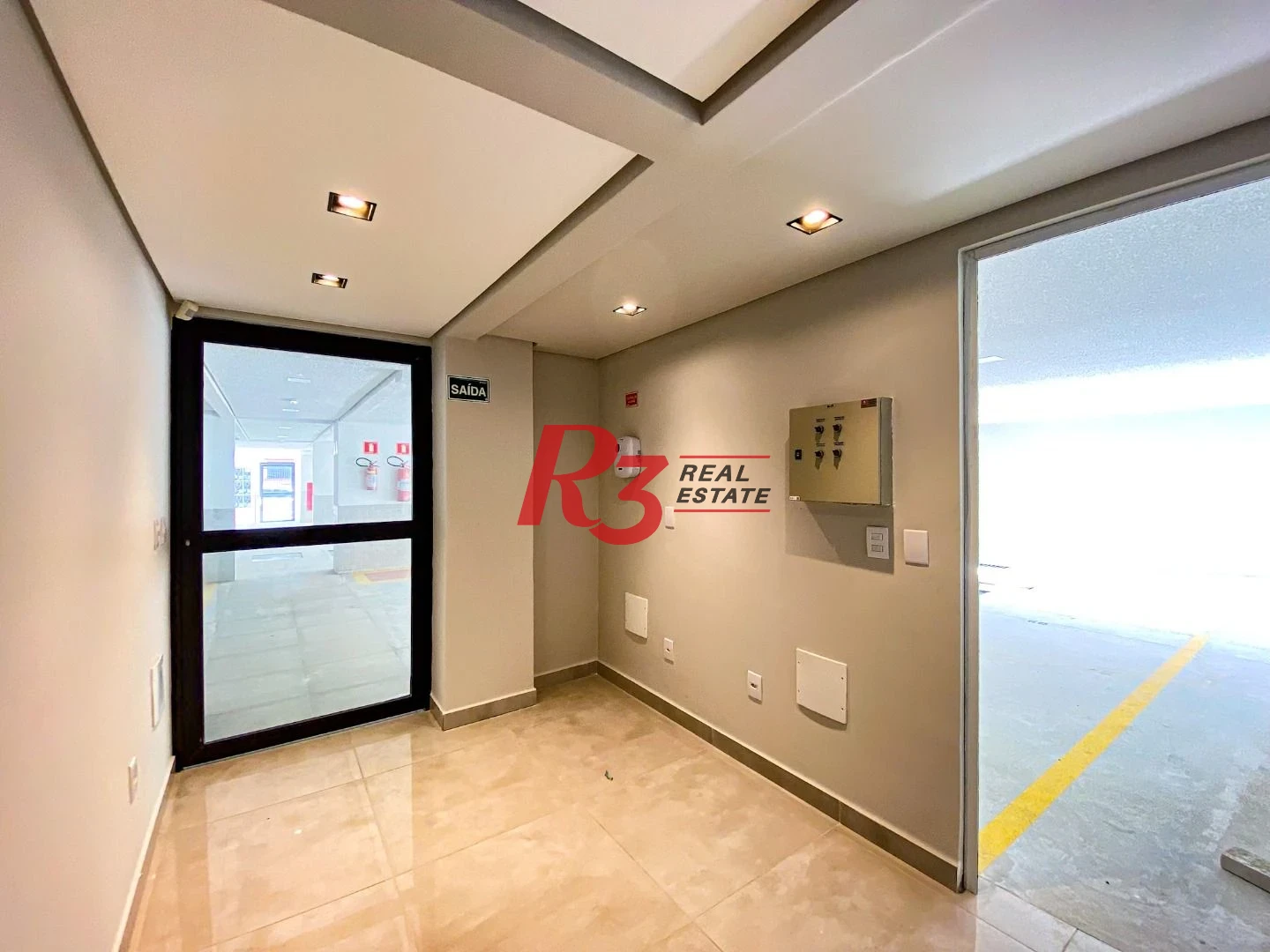 Apartamento com 3 dormitórios à venda, 91 m² por R$ 700.400,00 - Aparecida - Santos/SP