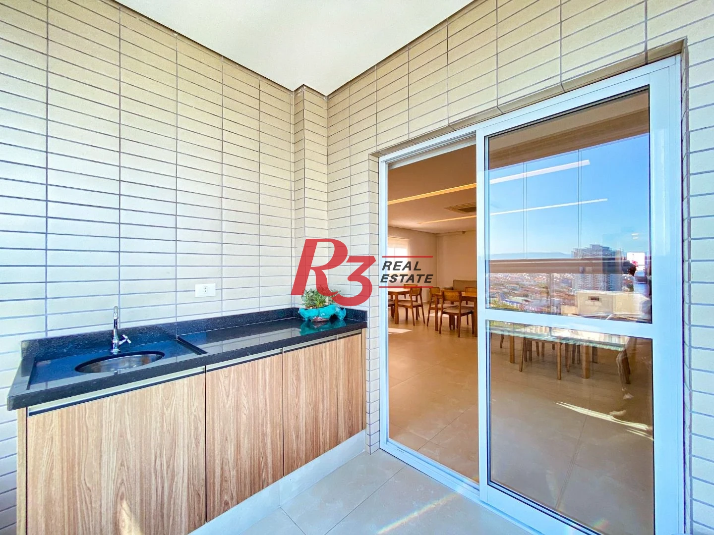 Apartamento à venda, 69 m² por R$ 750.000,00 - Itararé - São Vicente/SP