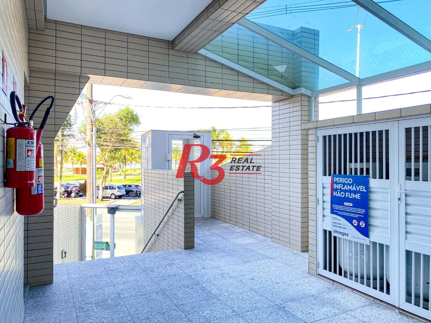 Apartamento à venda, 69 m² por R$ 750.000,00 - Itararé - São Vicente/SP