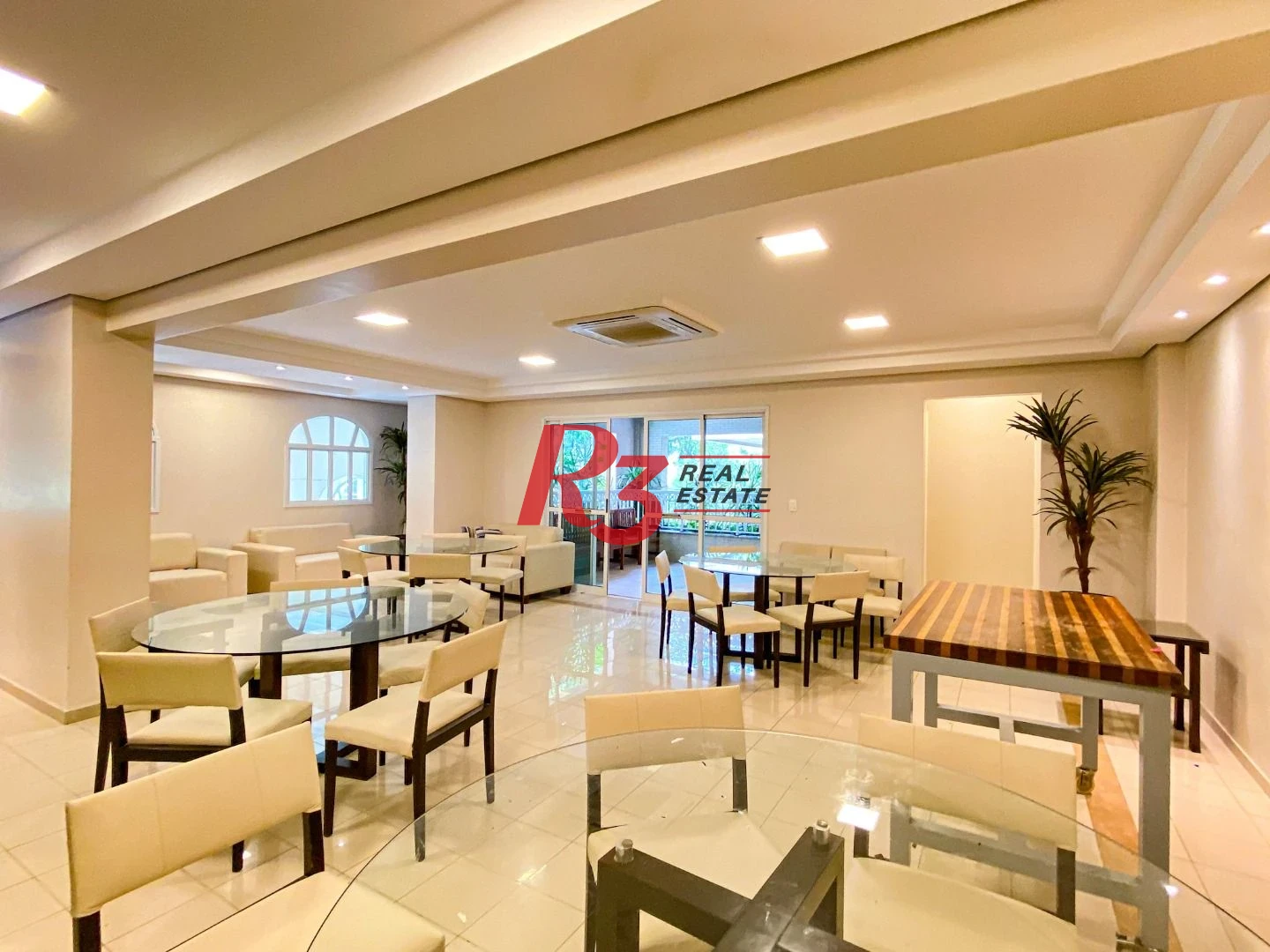Cobertura com 4 dormitórios à venda, 430 m² por R$ 5.000.000 no Boqueirão em Santos/SP